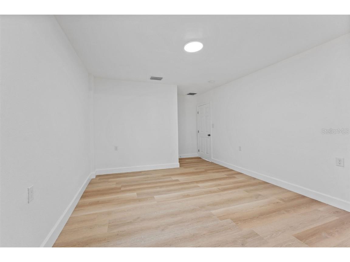 5739 Dartmouth Avenue N Saint Petersburg FL 33710 TB8447658 image15