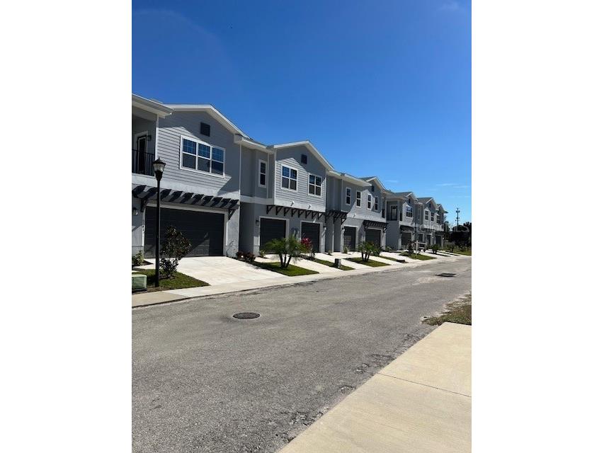 5739 Desert Rose Place Tampa FL 33615 TB8470883 image2