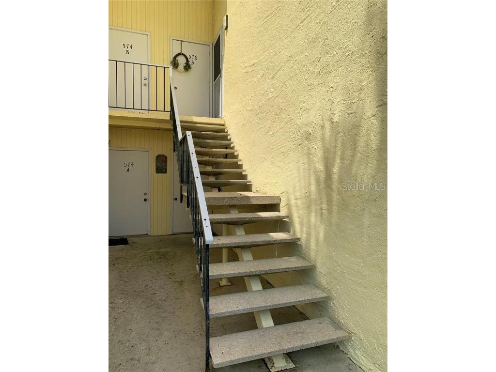 574 Fairways Circle #B Ocala FL 34472 OM631004 image1