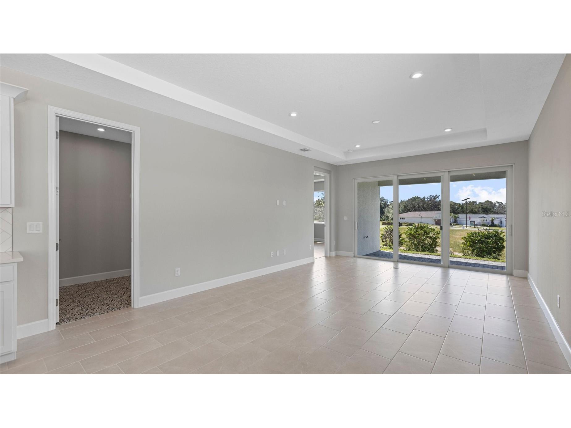 574 Hammock Oaks Boulevard Lady Lake FL 32159 W7884331 image6