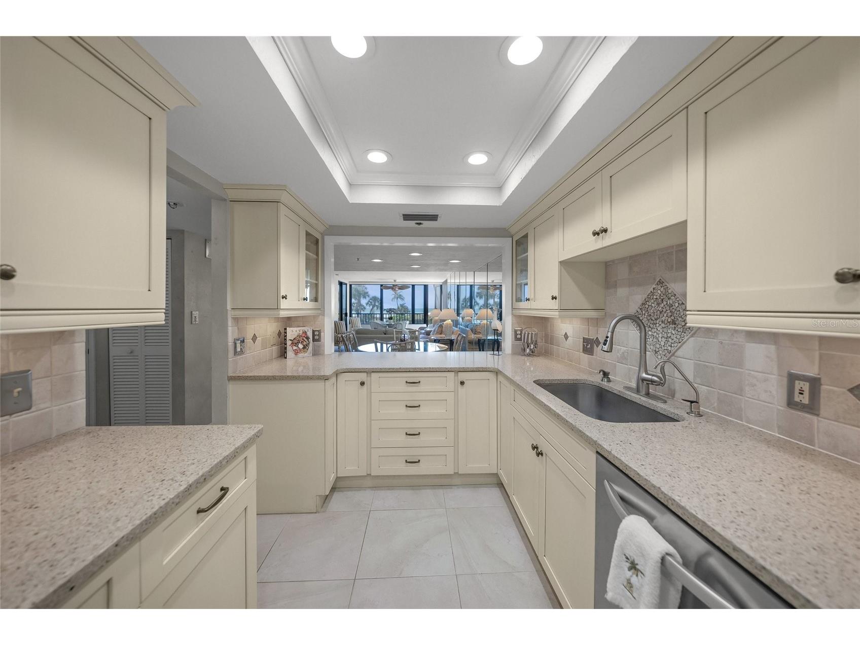 5740 Midnight Pass Road #104F Sarasota FL 34242 - GULF OF MEXICO A4679012 image10