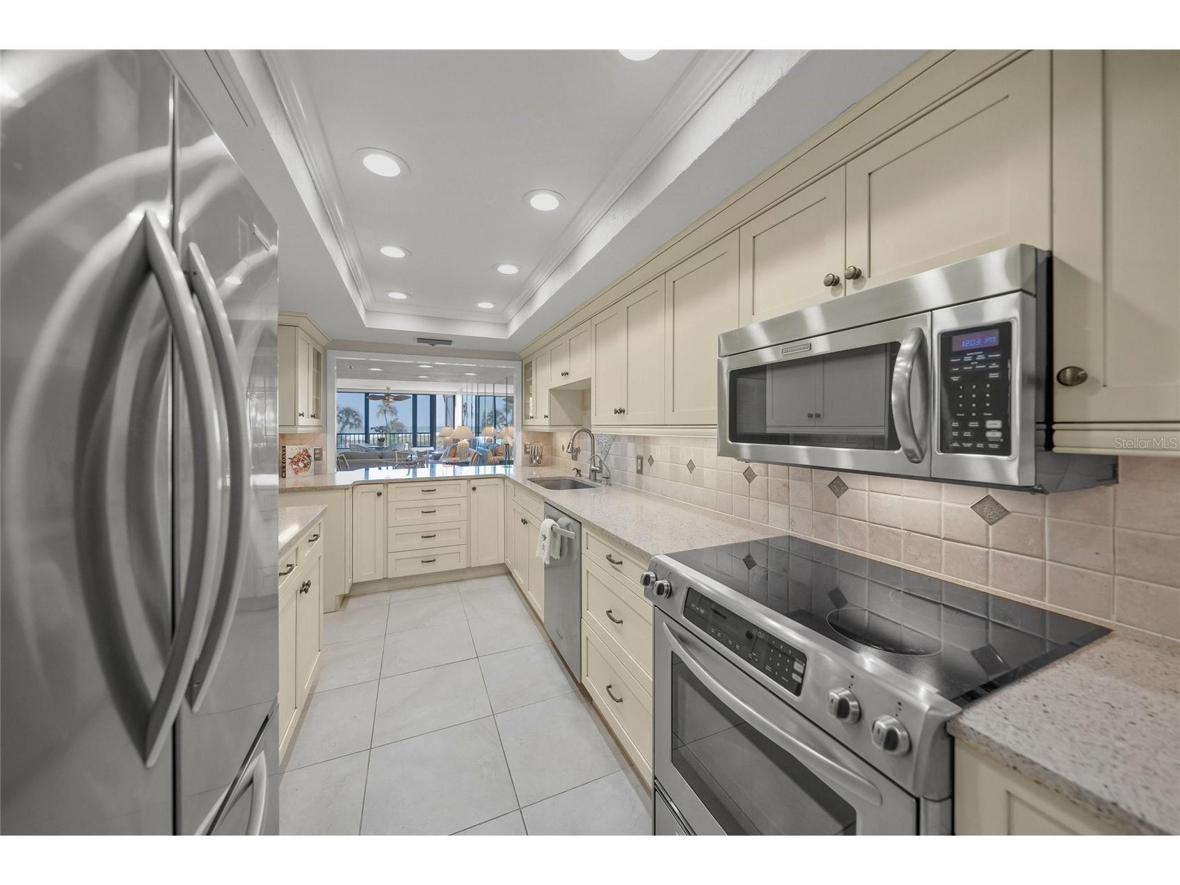 5740 Midnight Pass Road #104F Sarasota FL 34242 - GULF OF MEXICO A4679012 image12