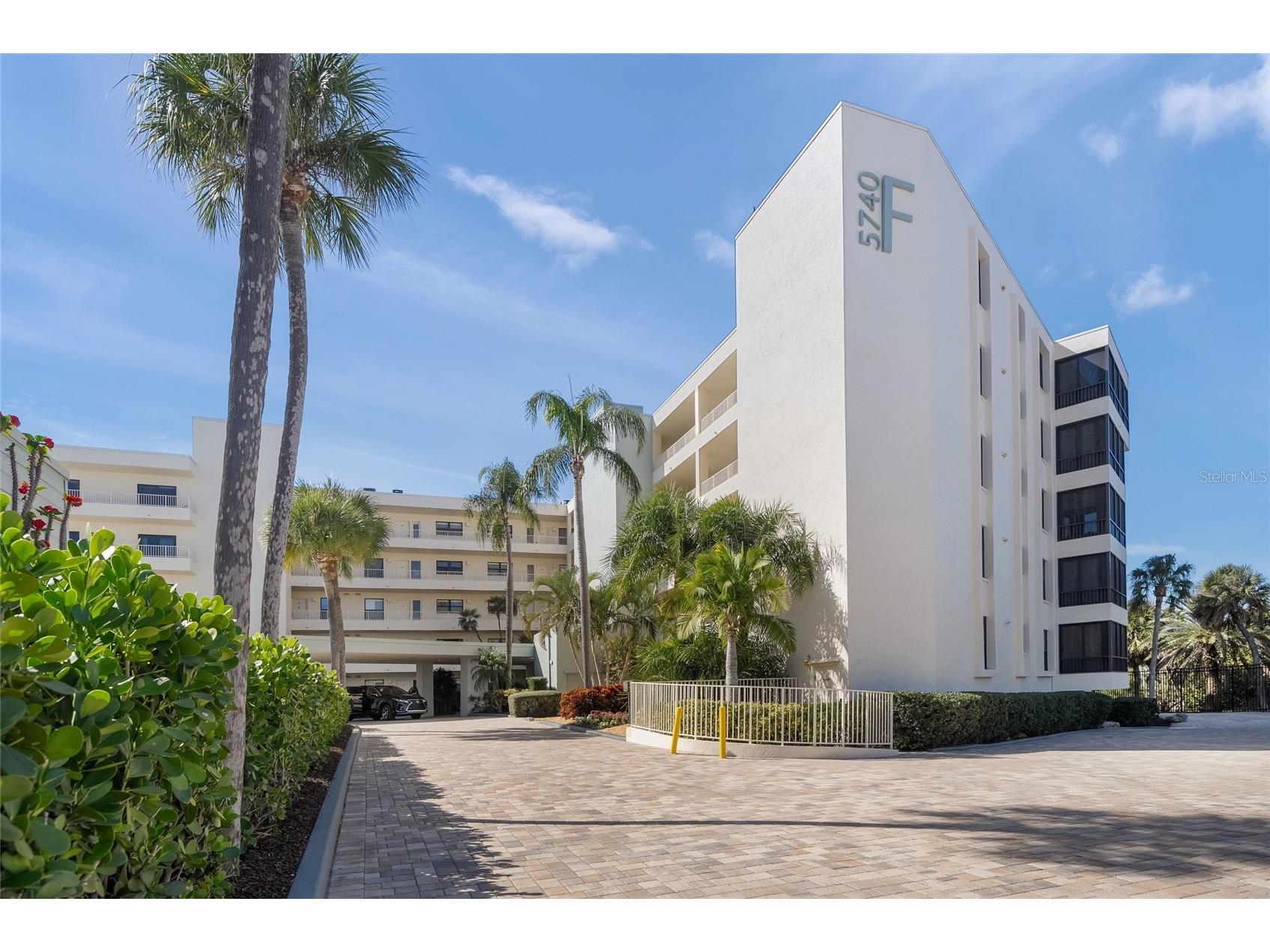 5740 Midnight Pass Road #104F Sarasota FL 34242 - GULF OF MEXICO A4679012 image2