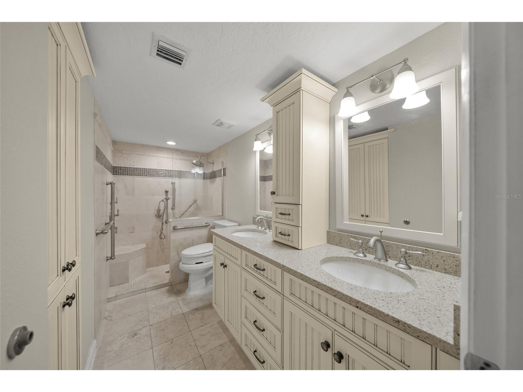 5740 Midnight Pass Road #104F Sarasota FL 34242 - GULF OF MEXICO A4679012 image25