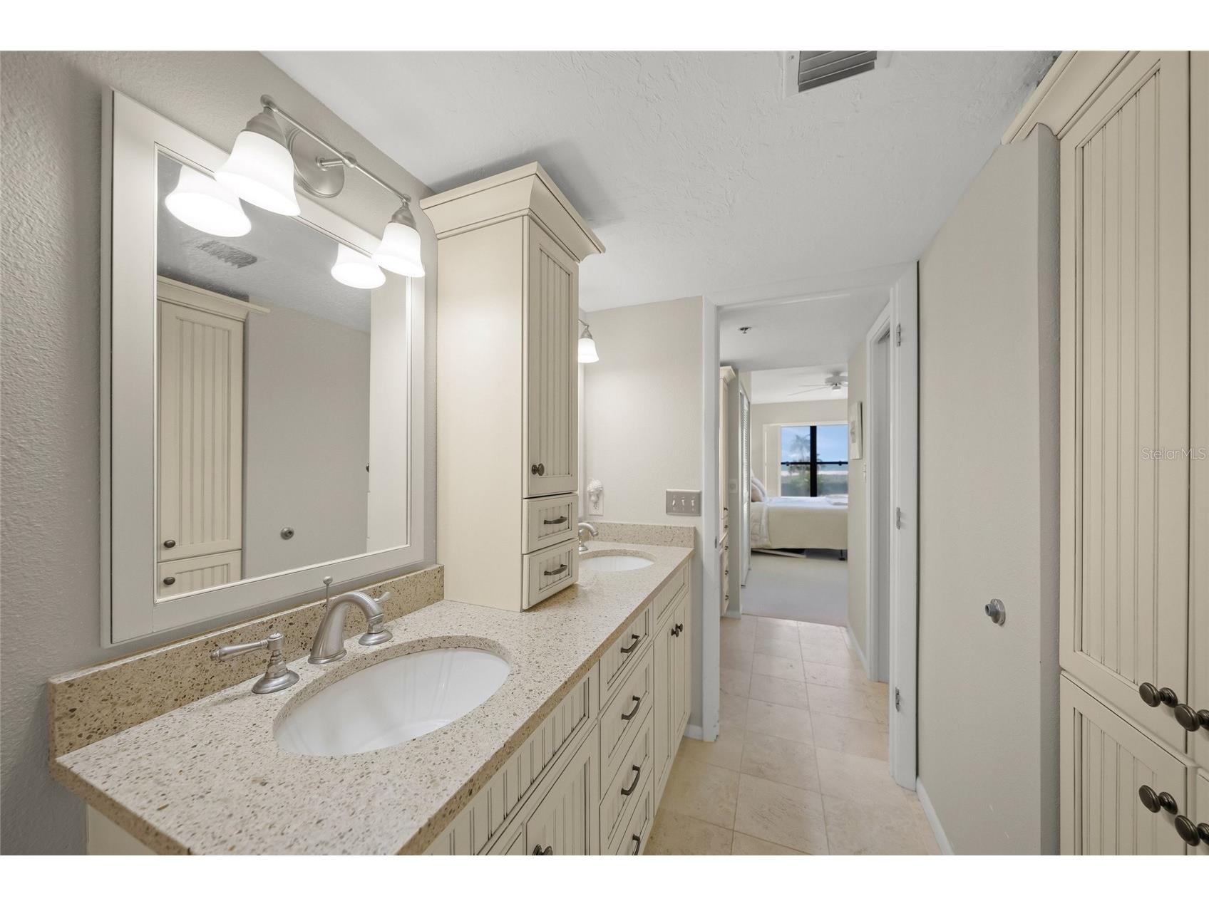 5740 Midnight Pass Road #104F Sarasota FL 34242 - GULF OF MEXICO A4679012 image27