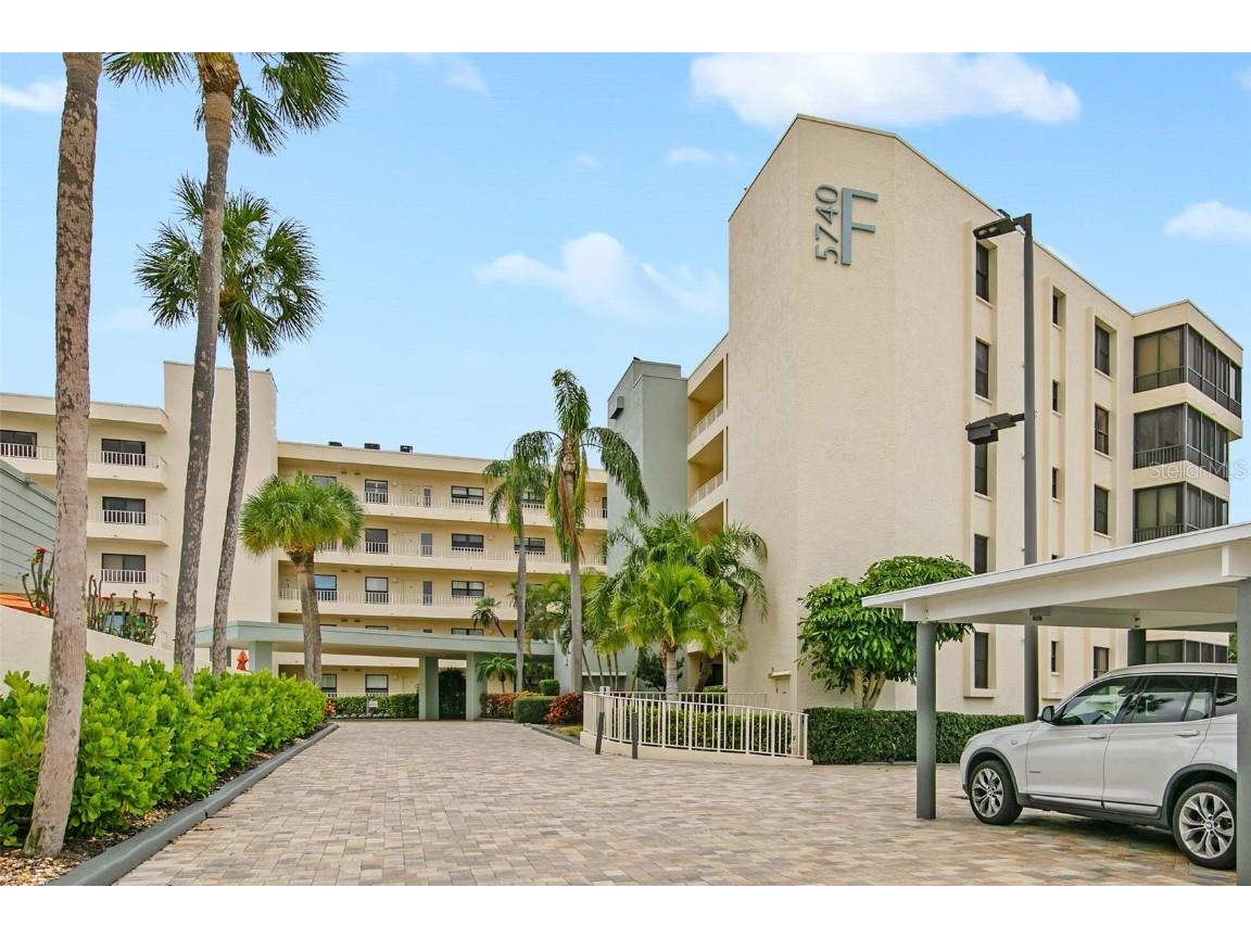 5740 Midnight Pass Road #304 Sarasota FL 34242 - GULF OF MEXICO A4597752 image1