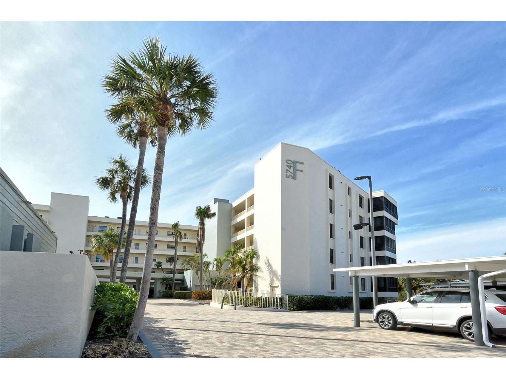 5740 Midnight Pass Road #307 Sarasota FL 34242 - GULF OF MEXICO A4680695 image1