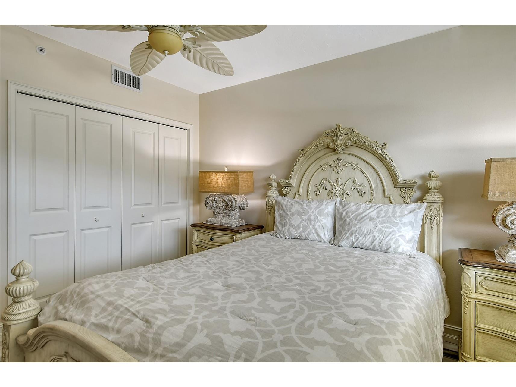 5740 Midnight Pass Road #307 Sarasota FL 34242 - GULF OF MEXICO A4680695 image27
