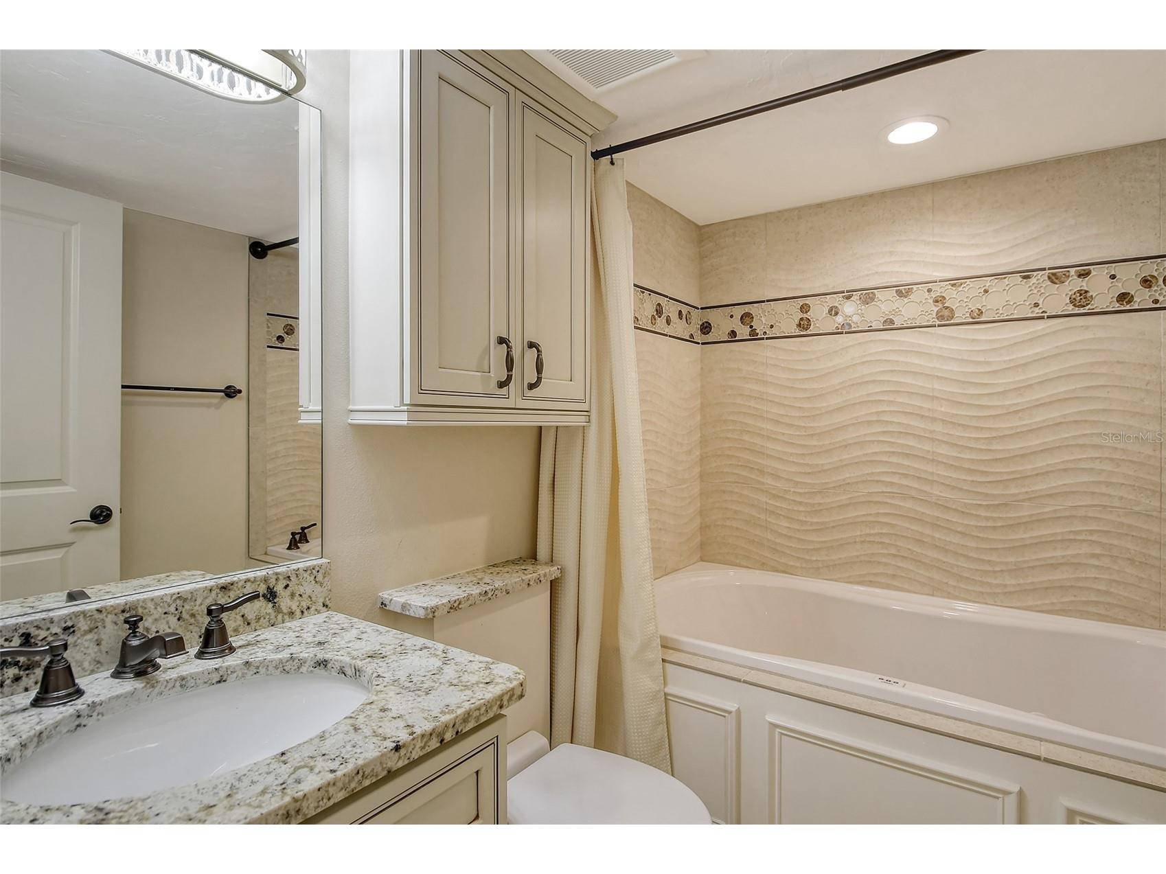 5740 Midnight Pass Road #307 Sarasota FL 34242 - GULF OF MEXICO A4680695 image28