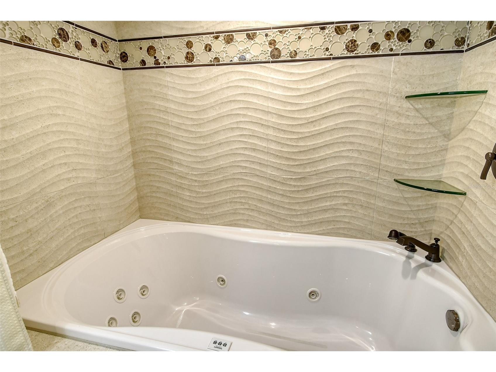 5740 Midnight Pass Road #307 Sarasota FL 34242 - GULF OF MEXICO A4680695 image29