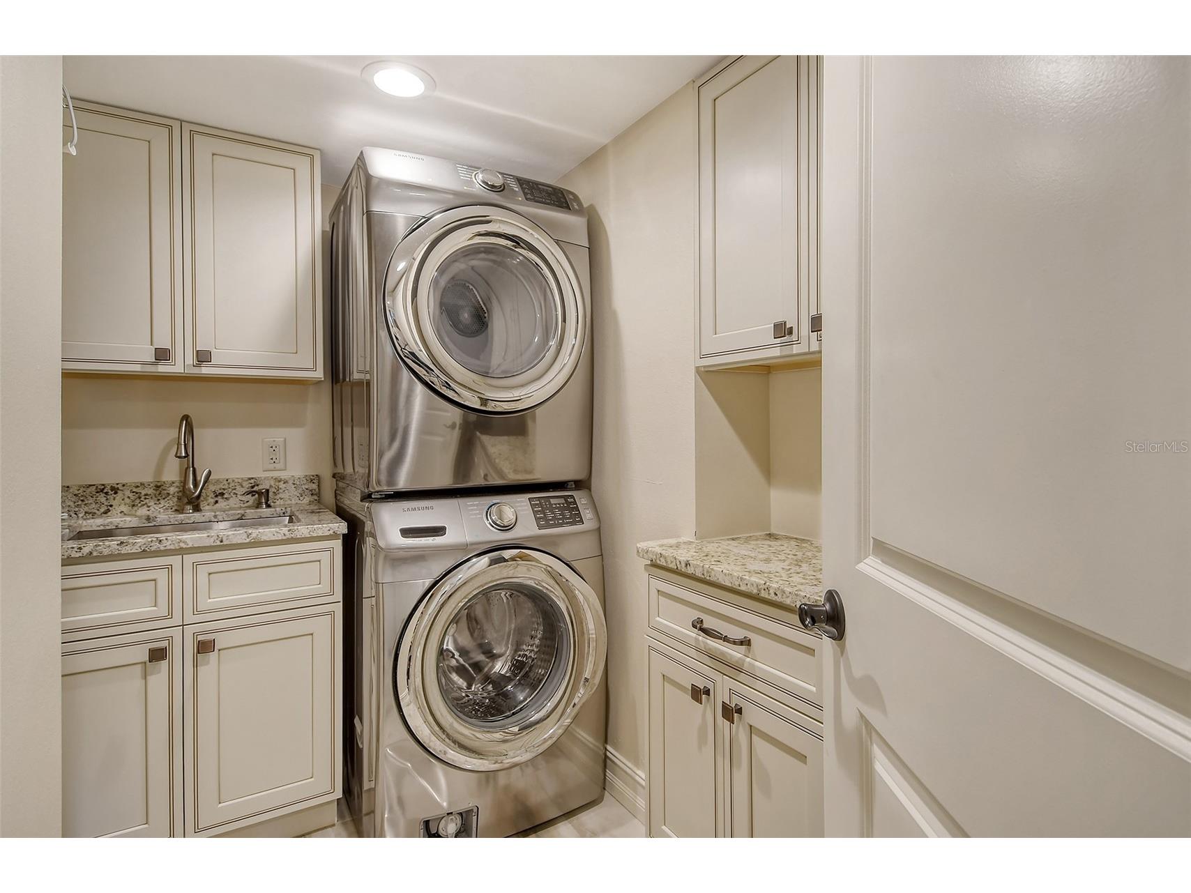 5740 Midnight Pass Road #307 Sarasota FL 34242 - GULF OF MEXICO A4680695 image30