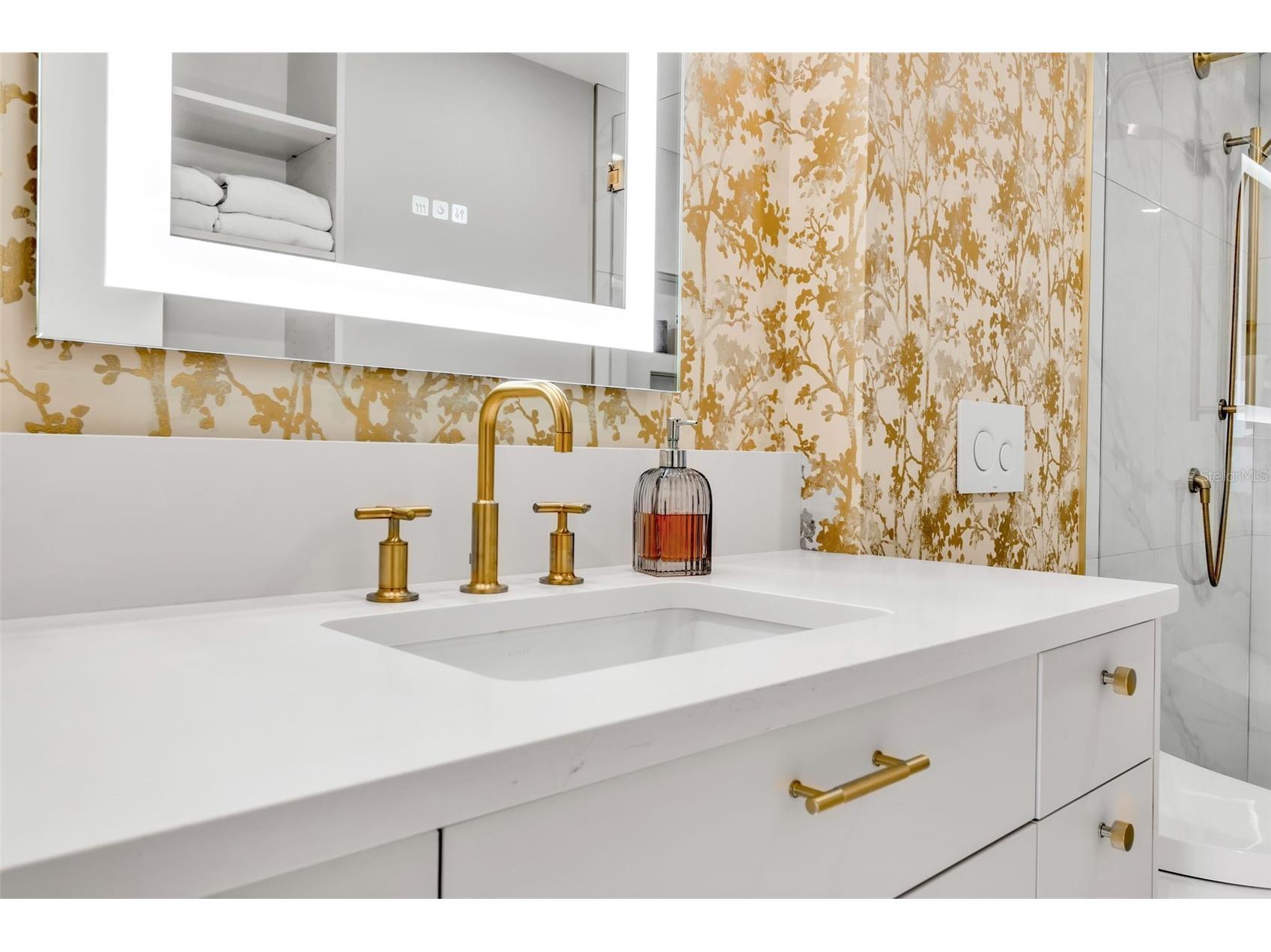 5740 Midnight Pass Road #403 Sarasota FL 34242 - GULF OF MEXICO A4686166 image33