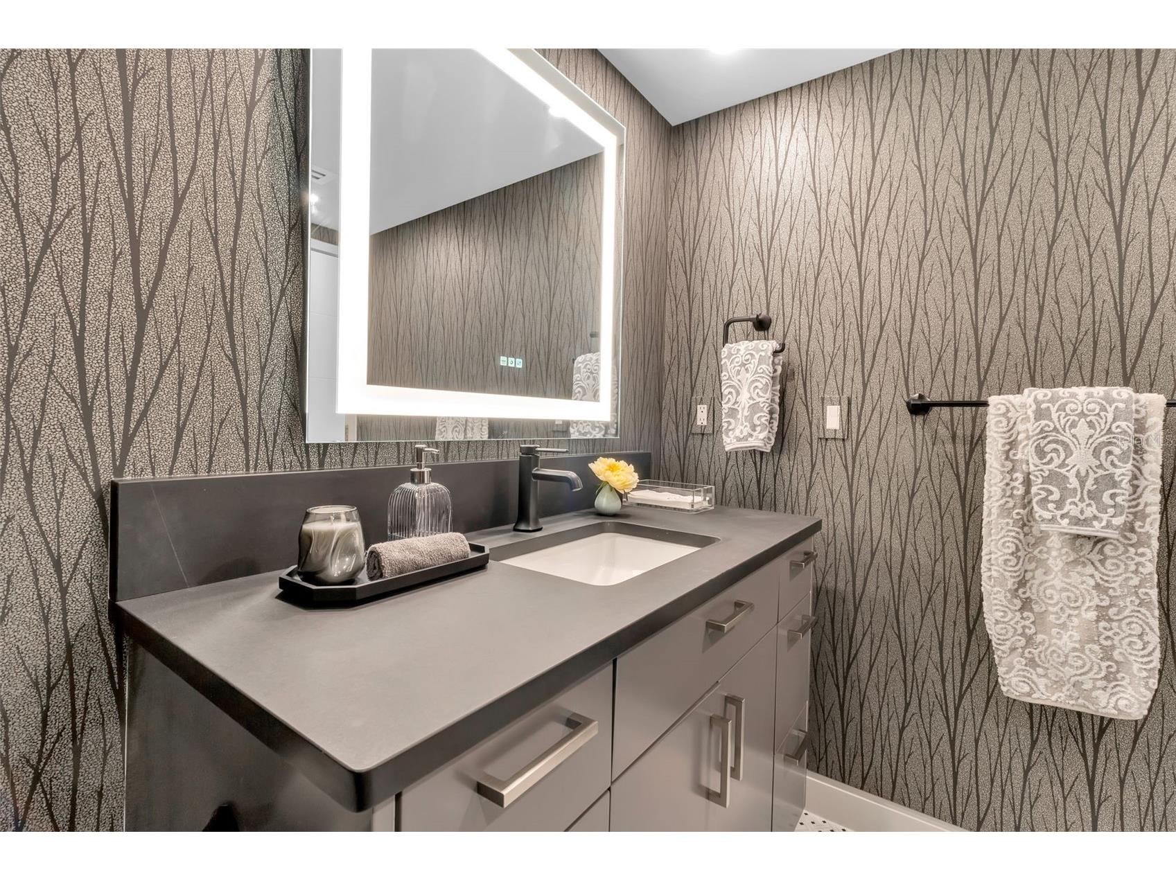 5740 Midnight Pass Road #403 Sarasota FL 34242 - GULF OF MEXICO A4686166 image42