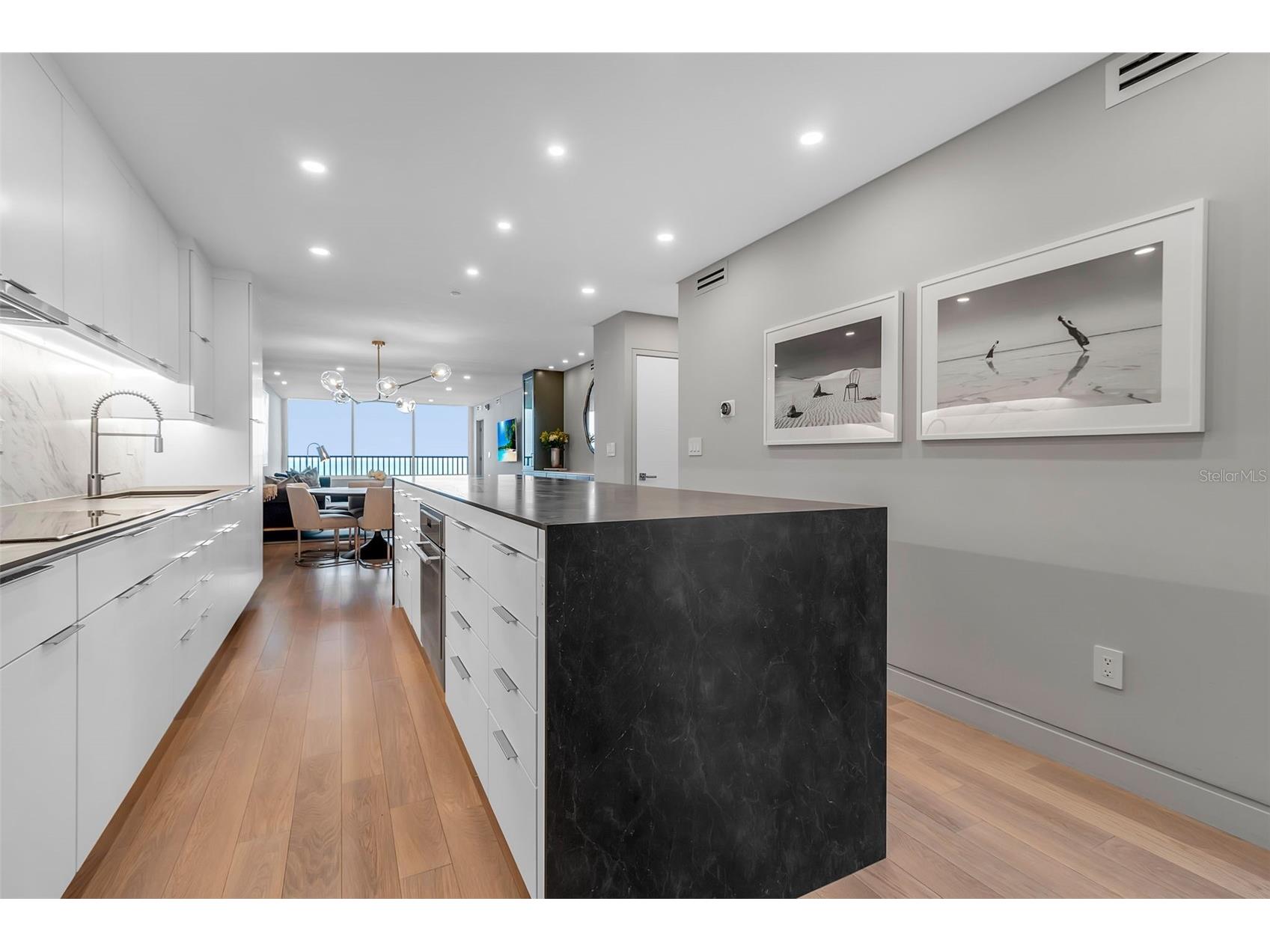 5740 Midnight Pass Road #403 Sarasota FL 34242 - GULF OF MEXICO A4686166 image8