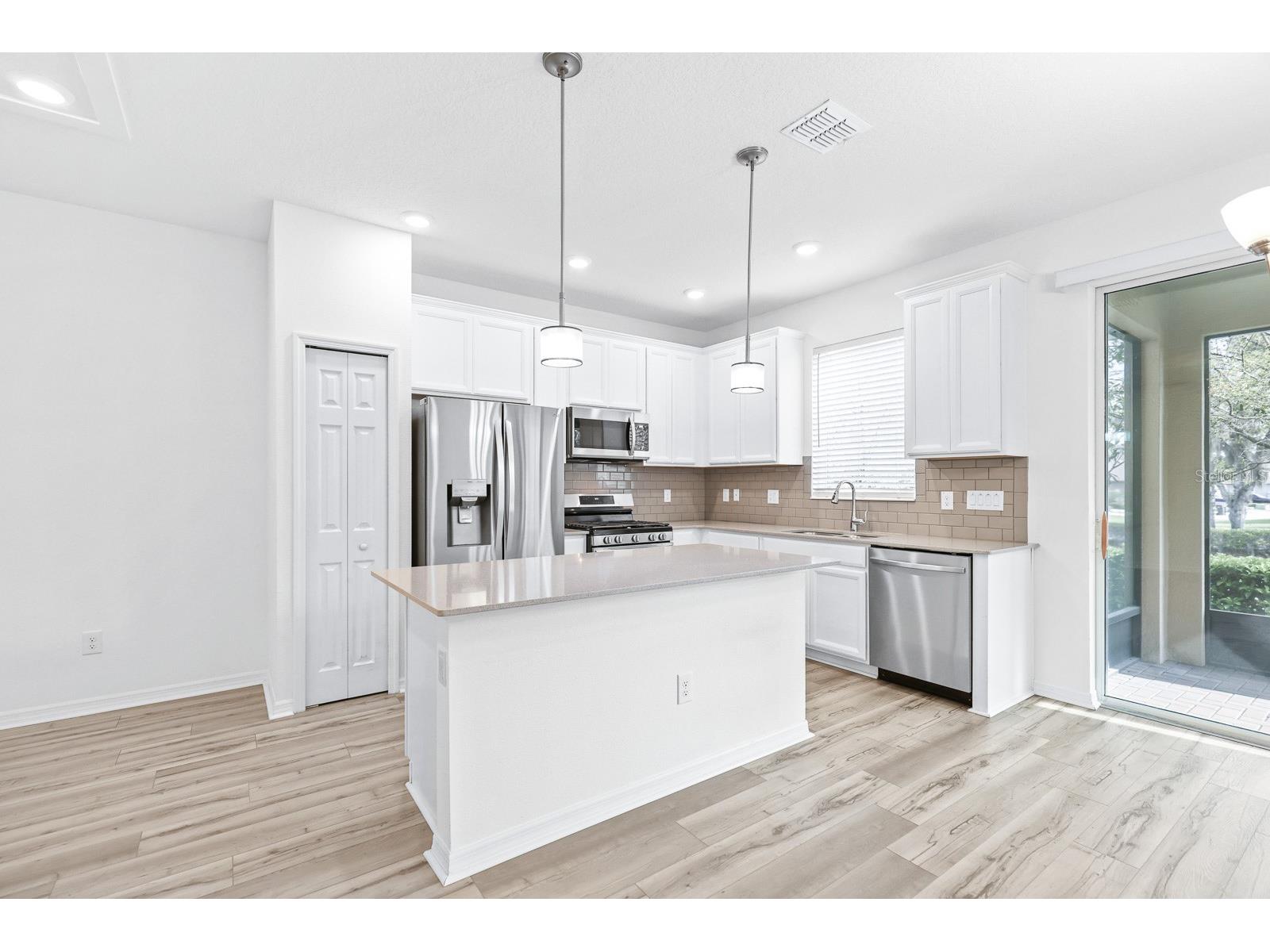 5740 Spotted Harrier Way Lithia FL 33547 TB8516494 image12