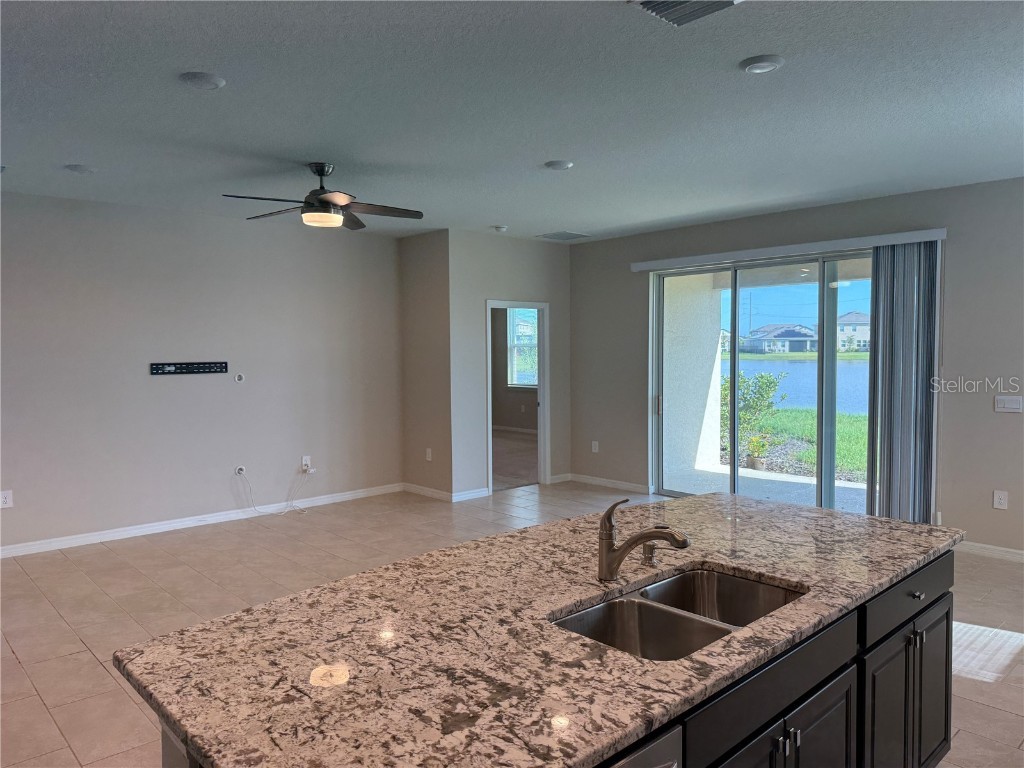 5740 Woodland Sage Drive Sarasota FL 34238 A4667169 image9