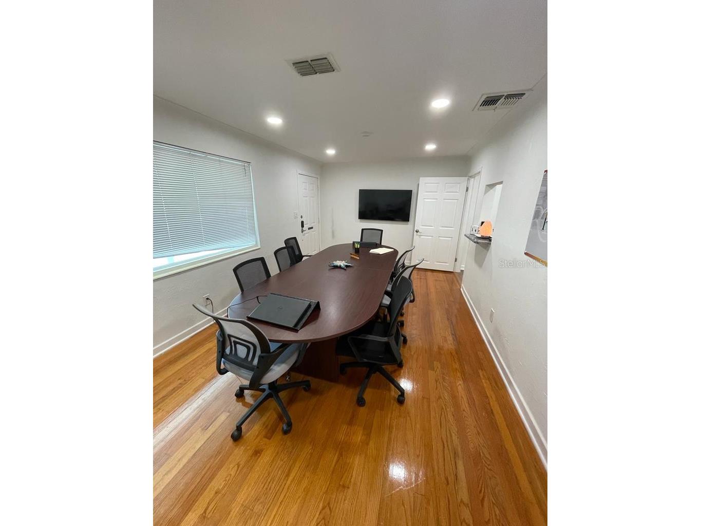 5741 9th Avenue N Saint Petersburg FL 33710 TB8469105 image20