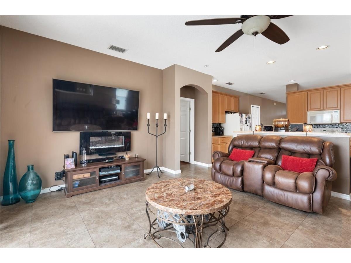5742 48th Street Circle E Bradenton FL 34203 A4689612 image21