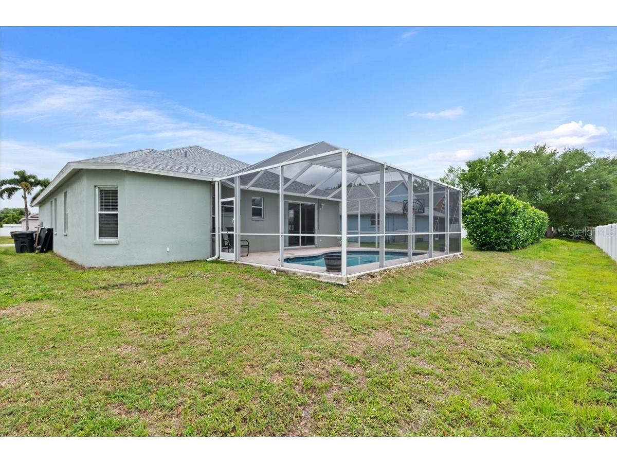 5742 48th Street Circle E Bradenton FL 34203 A4689612 image30
