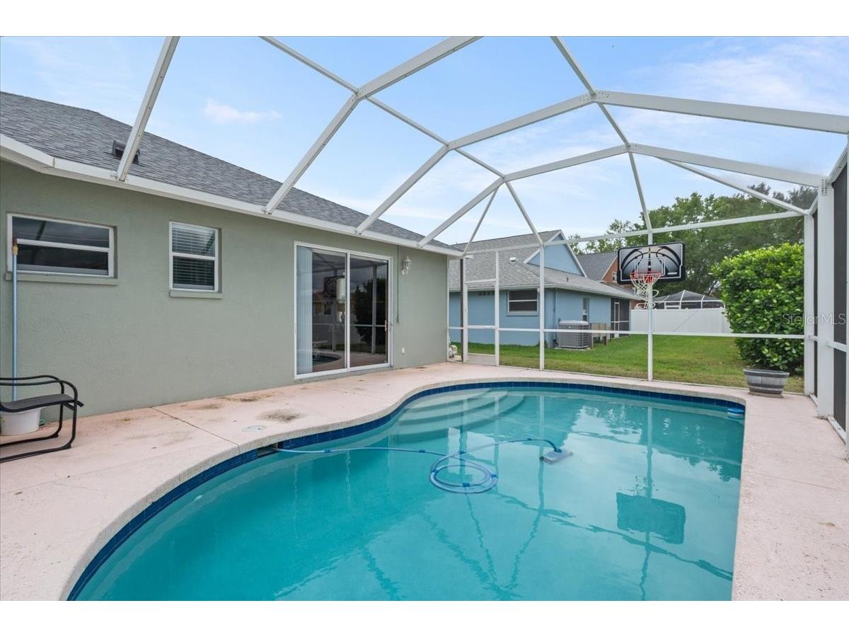 5742 48th Street Circle E Bradenton FL 34203 A4689612 image7