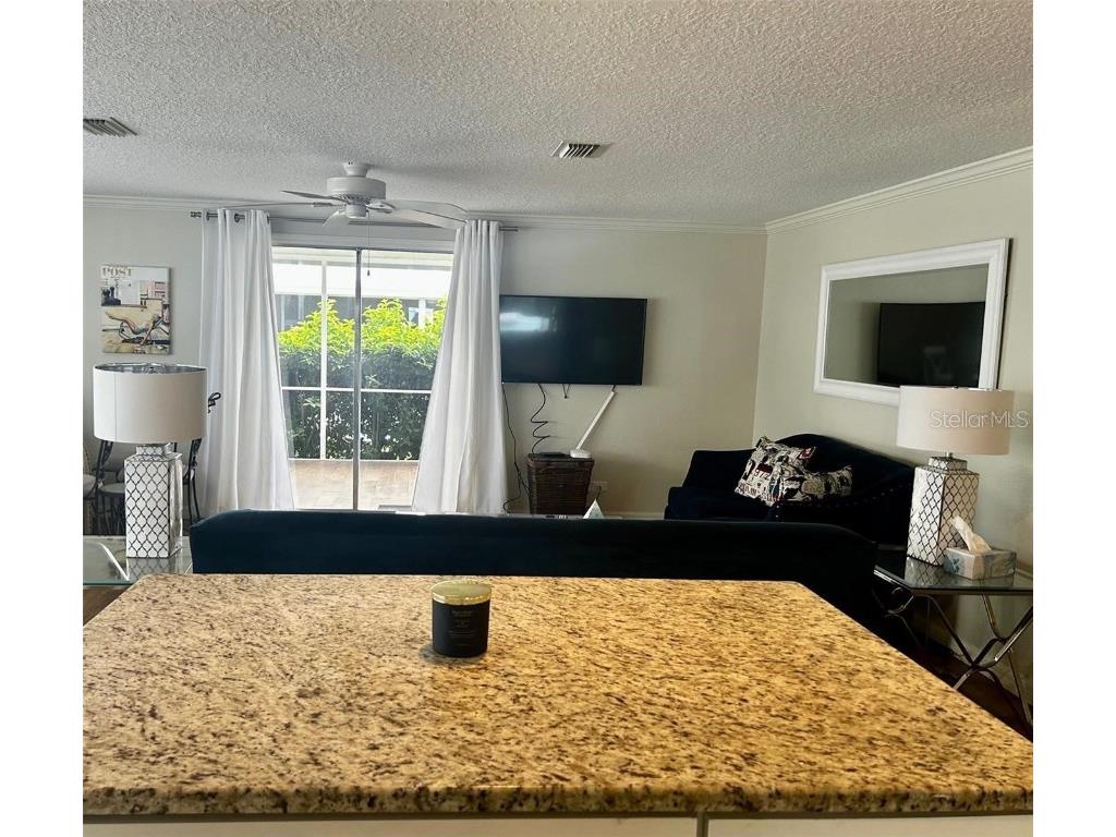 5742 Camelot Drive N Sarasota FL 34233 A4672958 image3