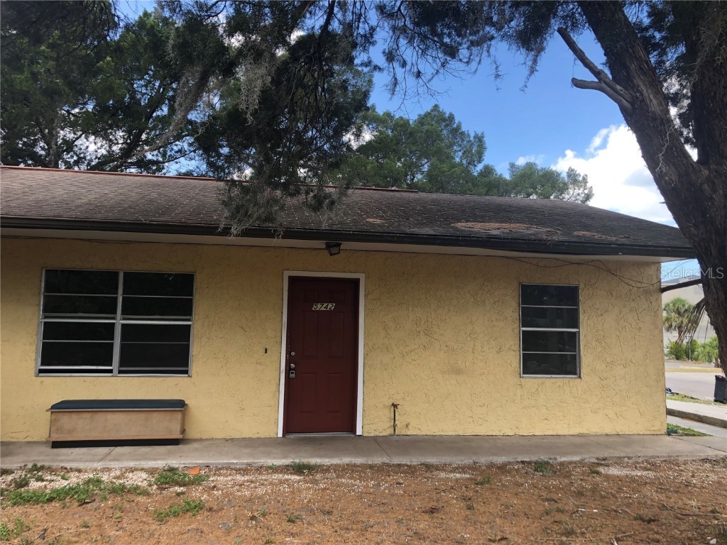 5742 Elm Street New Port Richey FL 34652 U8198260 image1