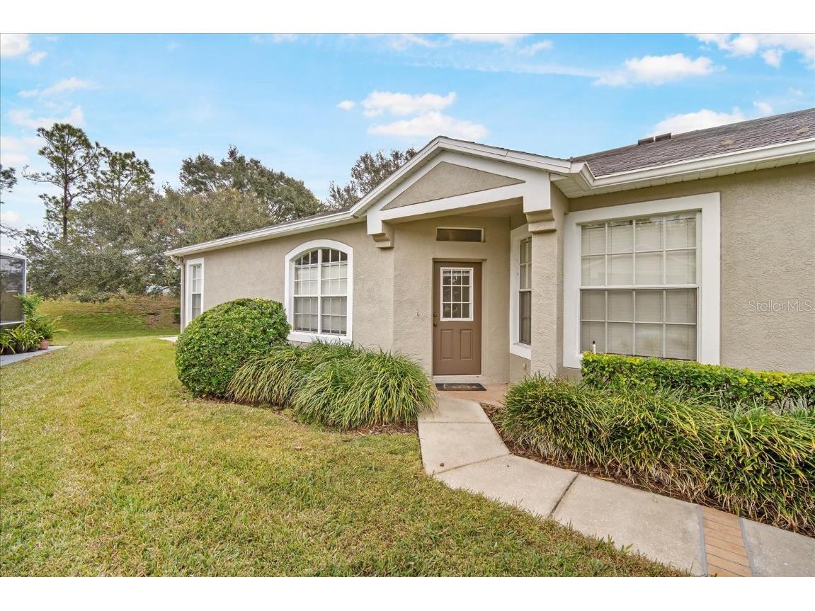 5742 Heronpark Place Lithia FL 33547 TB8342351 image1