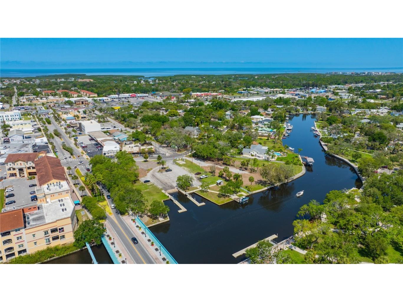 5742 Meadowlane Street New Port Richey FL 34652 W7871410 image55