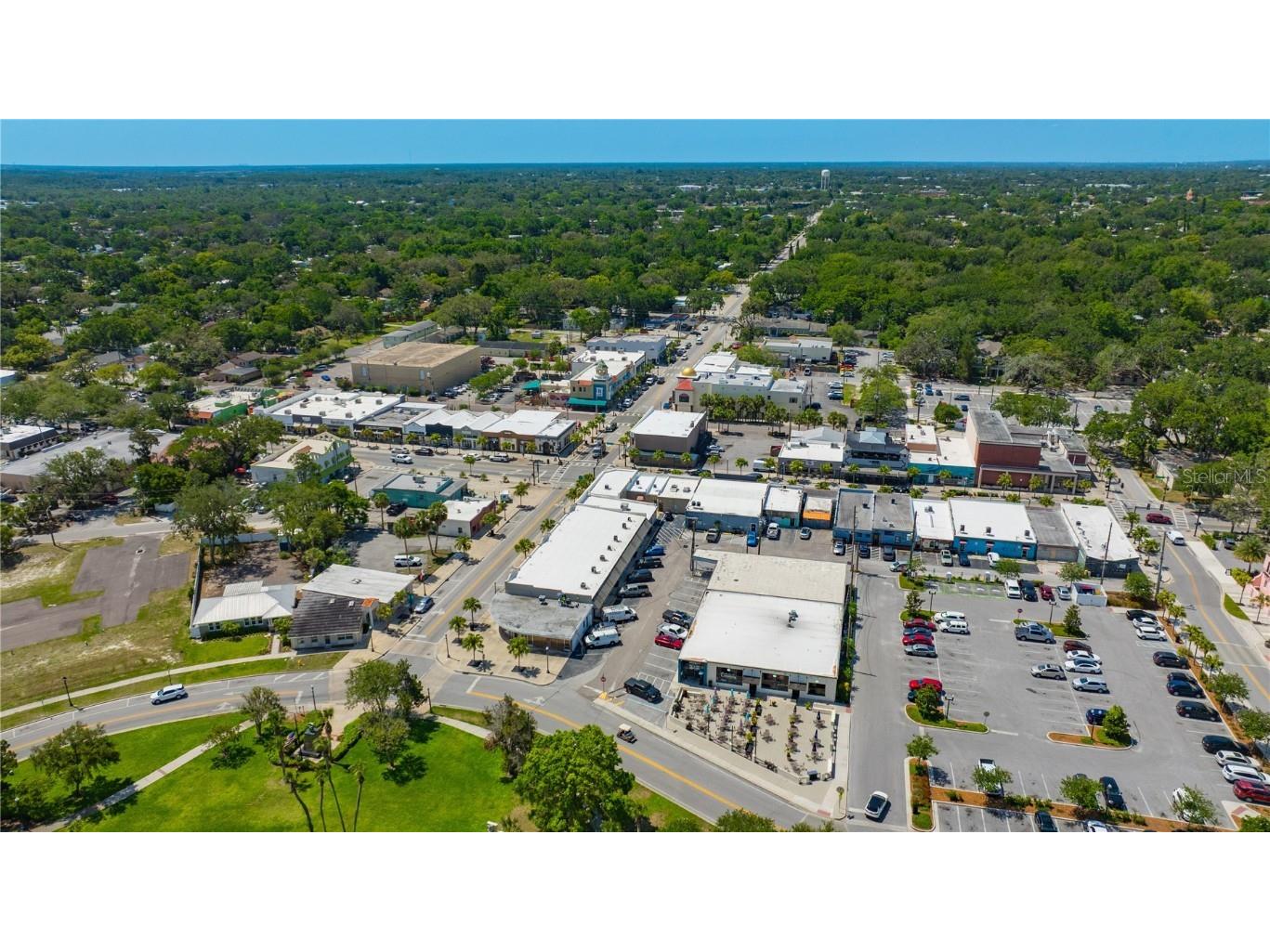 5742 Meadowlane Street New Port Richey FL 34652 W7871410 image60