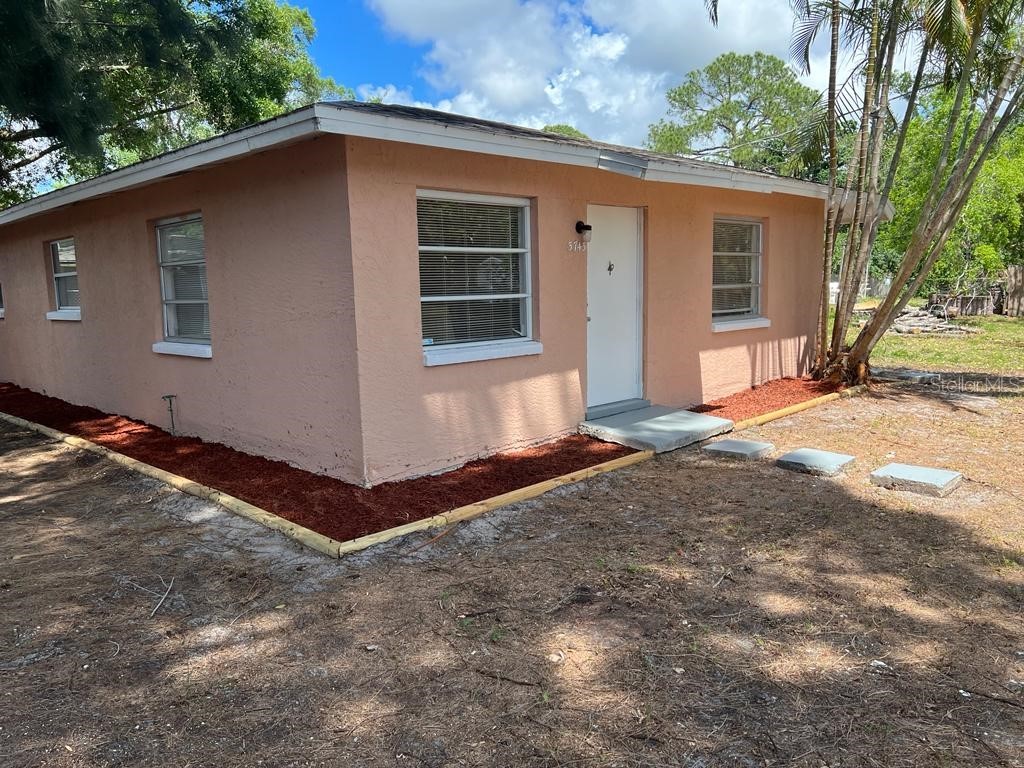 5743 5th Street E Bradenton FL 34203 L4936571 image1