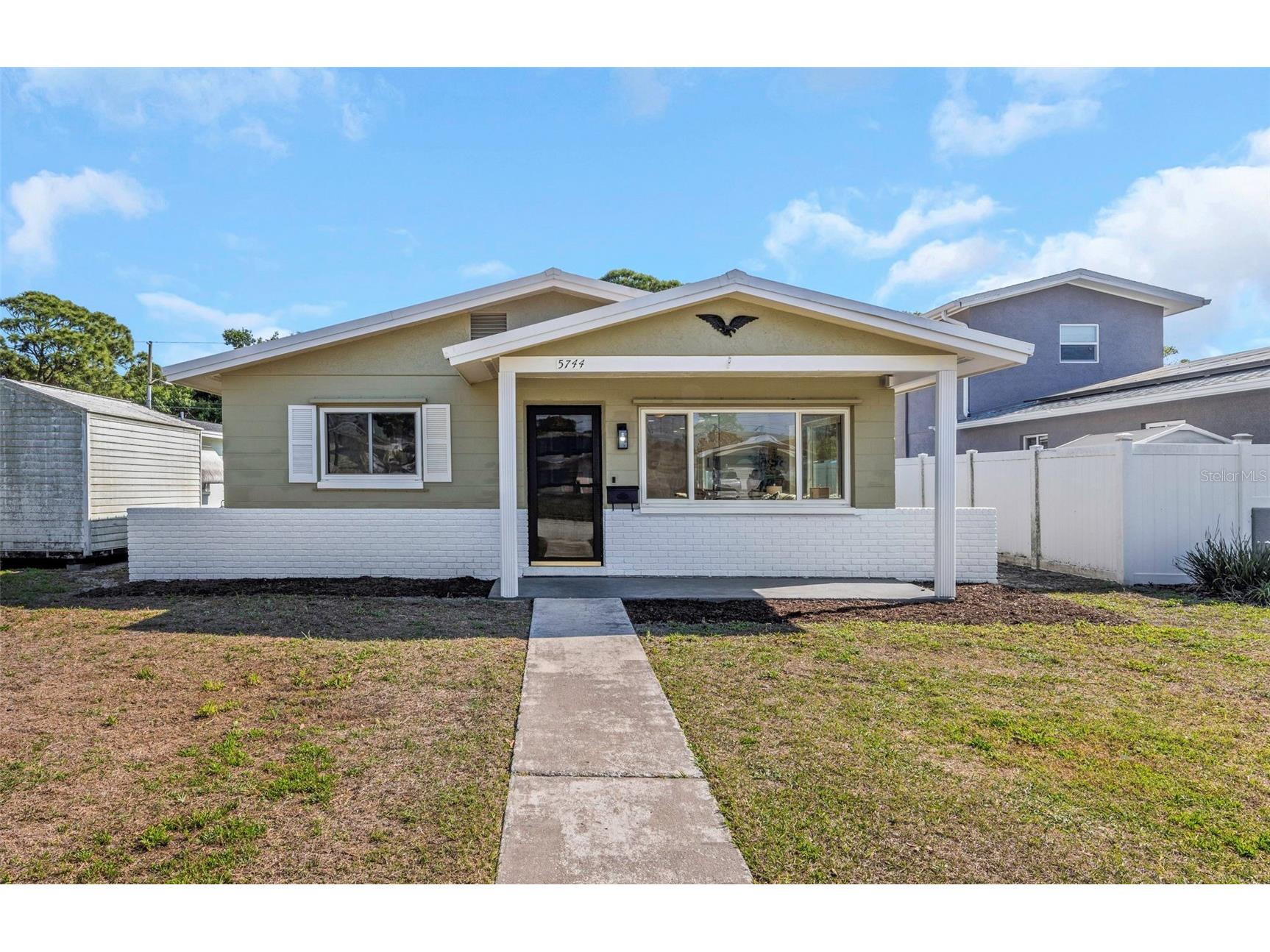 5744 17th Avenue N Saint Petersburg FL 33710 TB8490571 image1