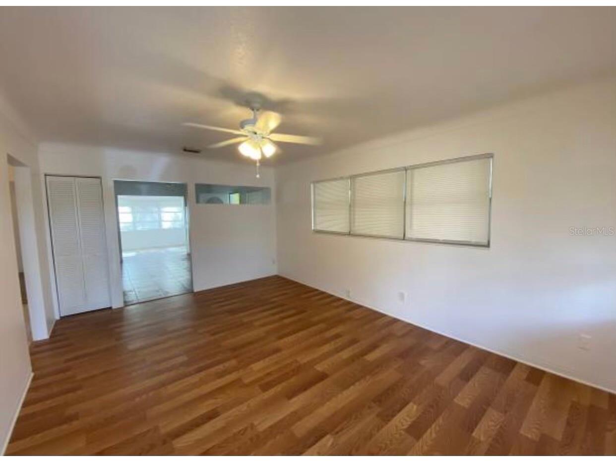 5744 2nd Avenue N Saint Petersburg FL 33710 TB8526706 image4