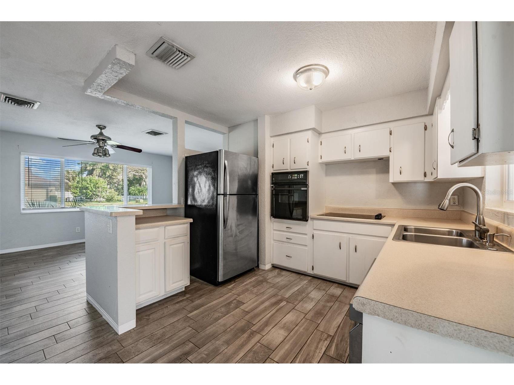 5744 58th Avenue N Saint Petersburg FL 33709 TB8482634 image15
