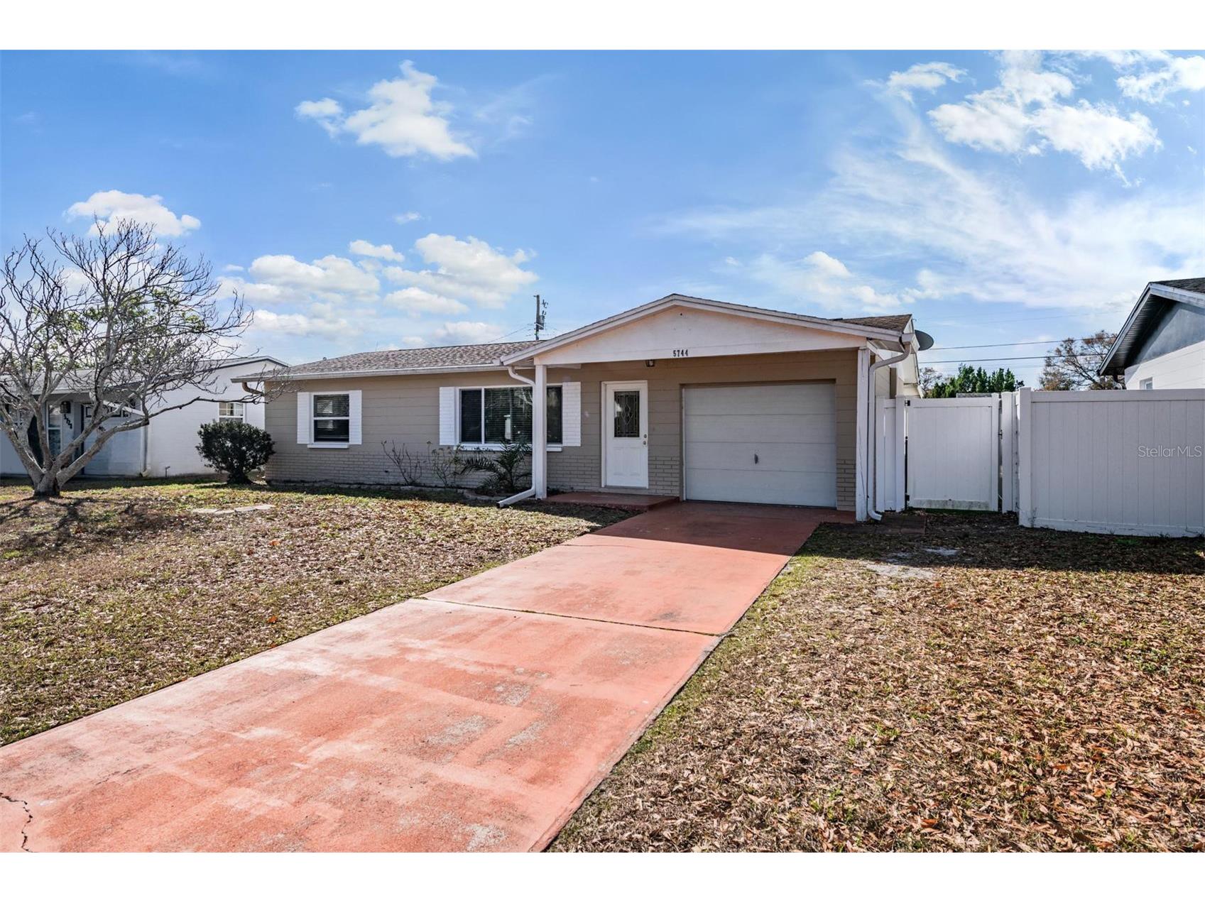 5744 58th Avenue N Saint Petersburg FL 33709 TB8482634 image2