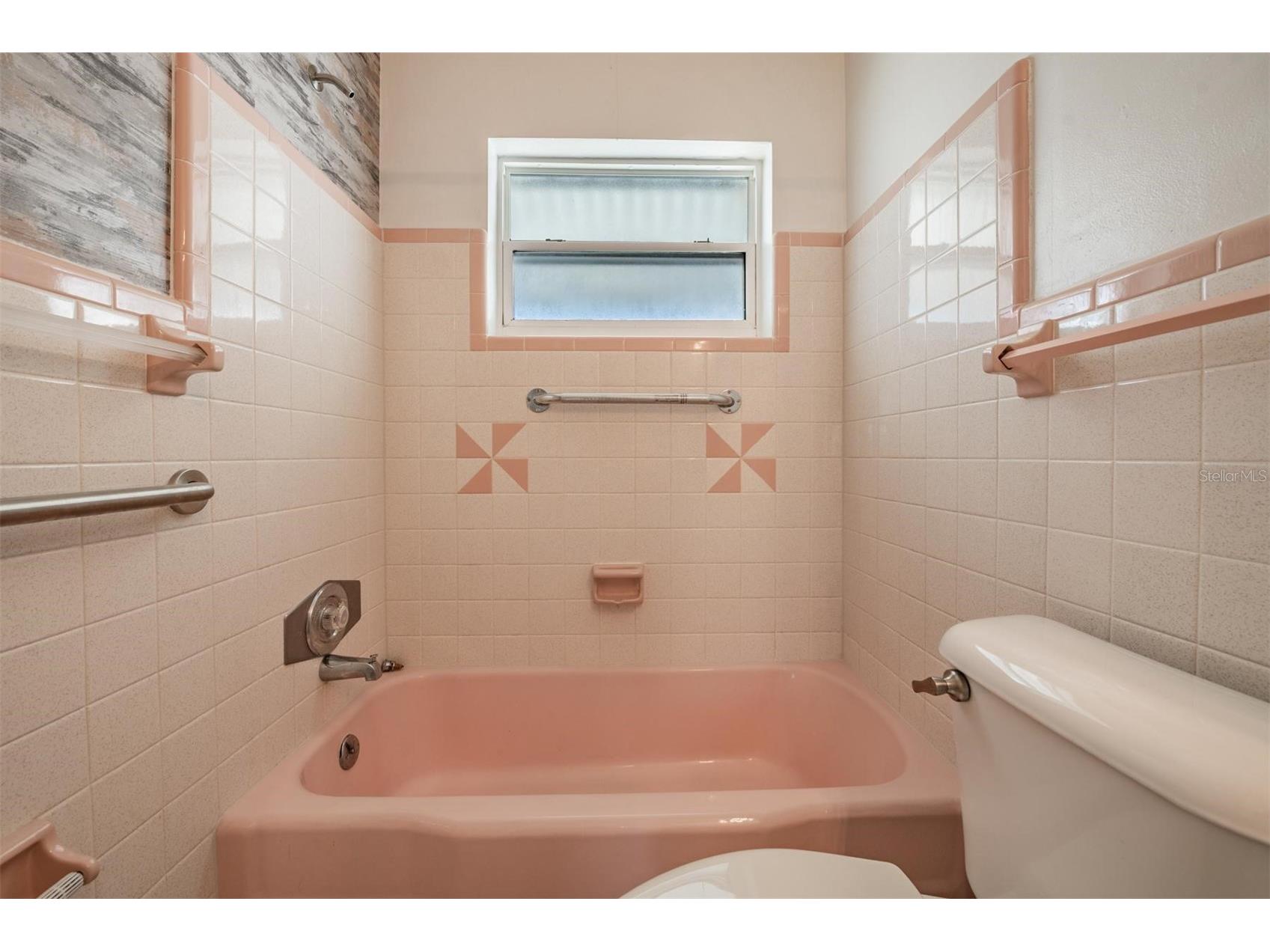5744 58th Avenue N Saint Petersburg FL 33709 TB8482634 image20