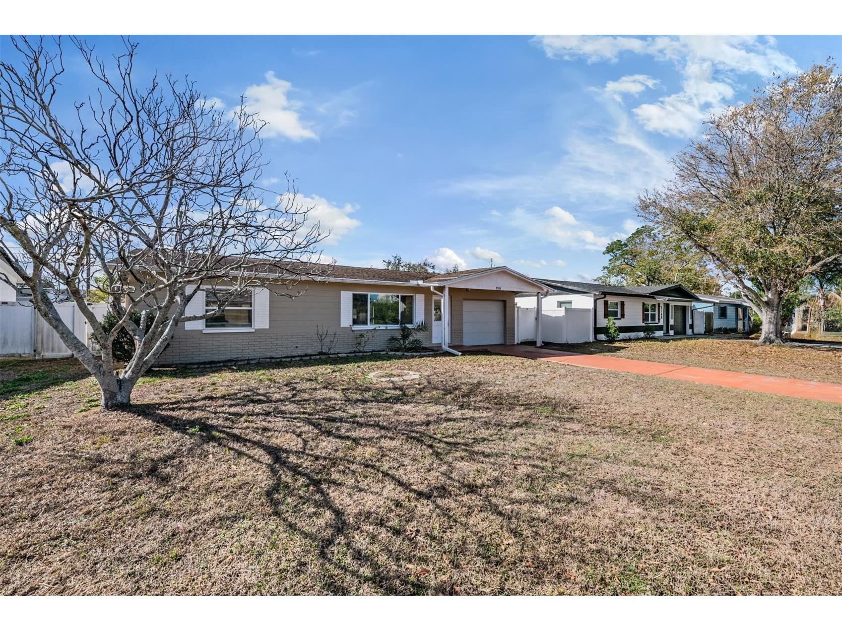 5744 58th Avenue N Saint Petersburg FL 33709 TB8482634 image3
