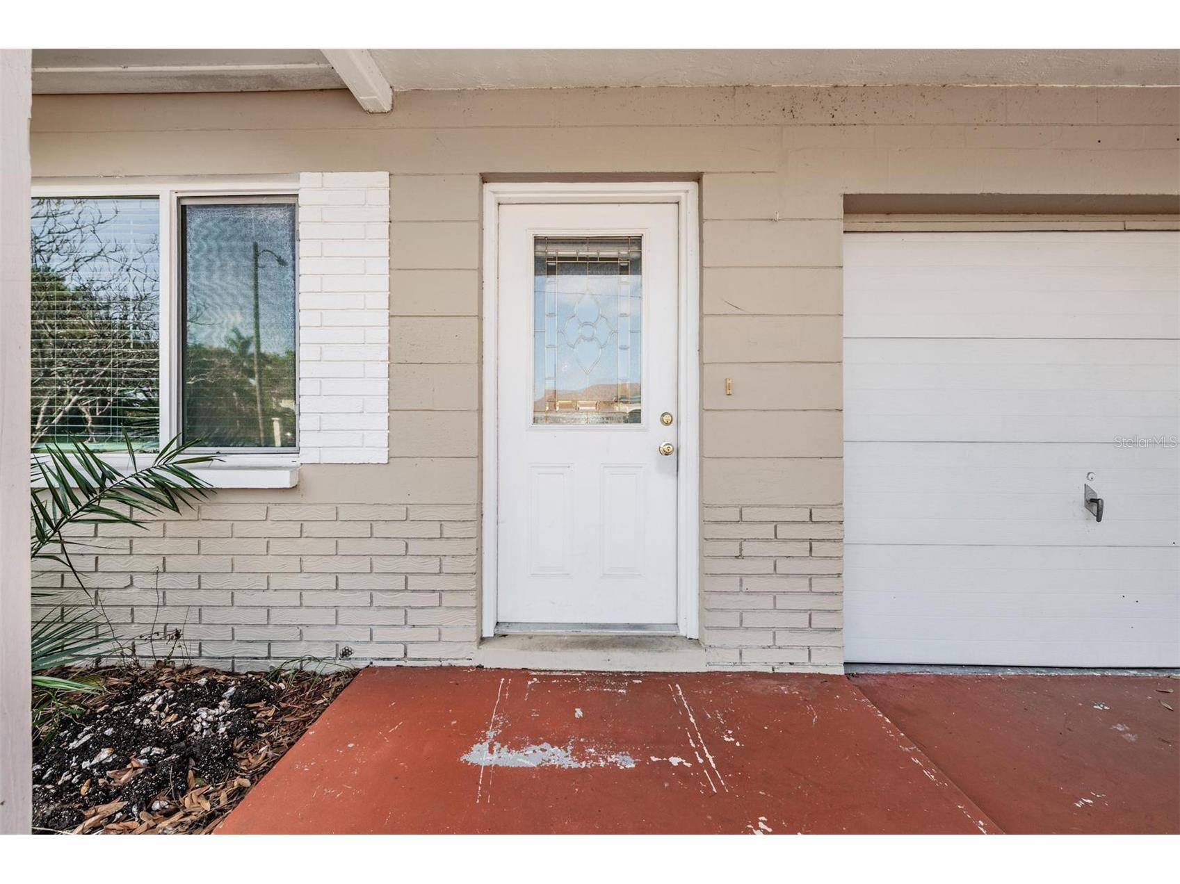 5744 58th Avenue N Saint Petersburg FL 33709 TB8482634 image4