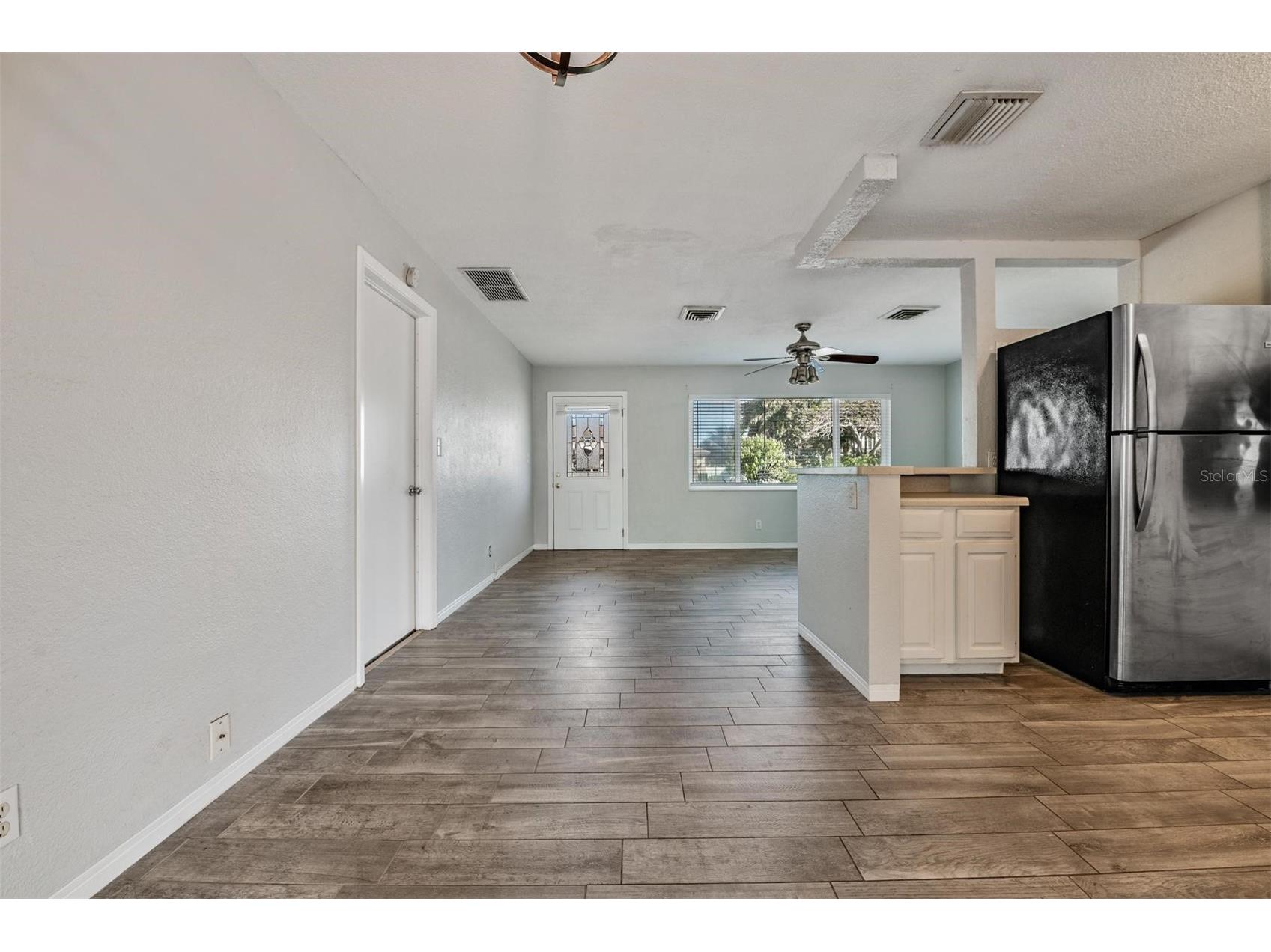5744 58th Avenue N Saint Petersburg FL 33709 TB8482634 image9
