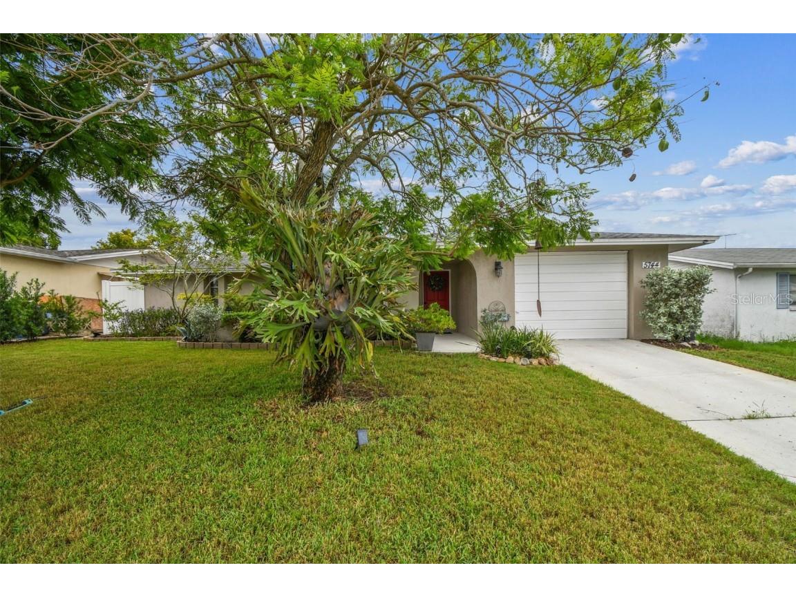 5744 Thrush Drive New Port Richey FL 34652 TB8398538 image1