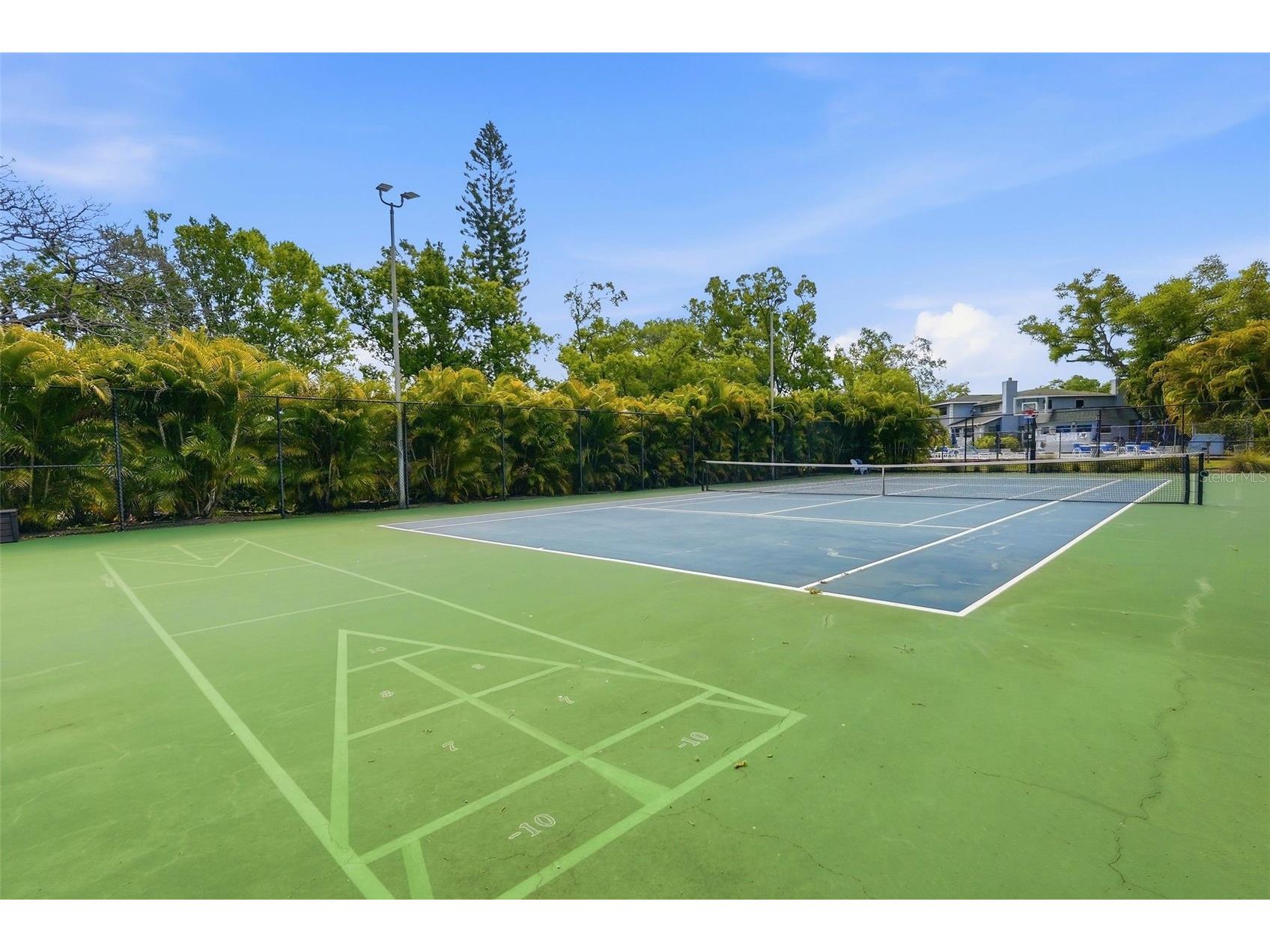 5745 Calais Boulevard N #2 Saint Petersburg FL 33714 A4687589 image39