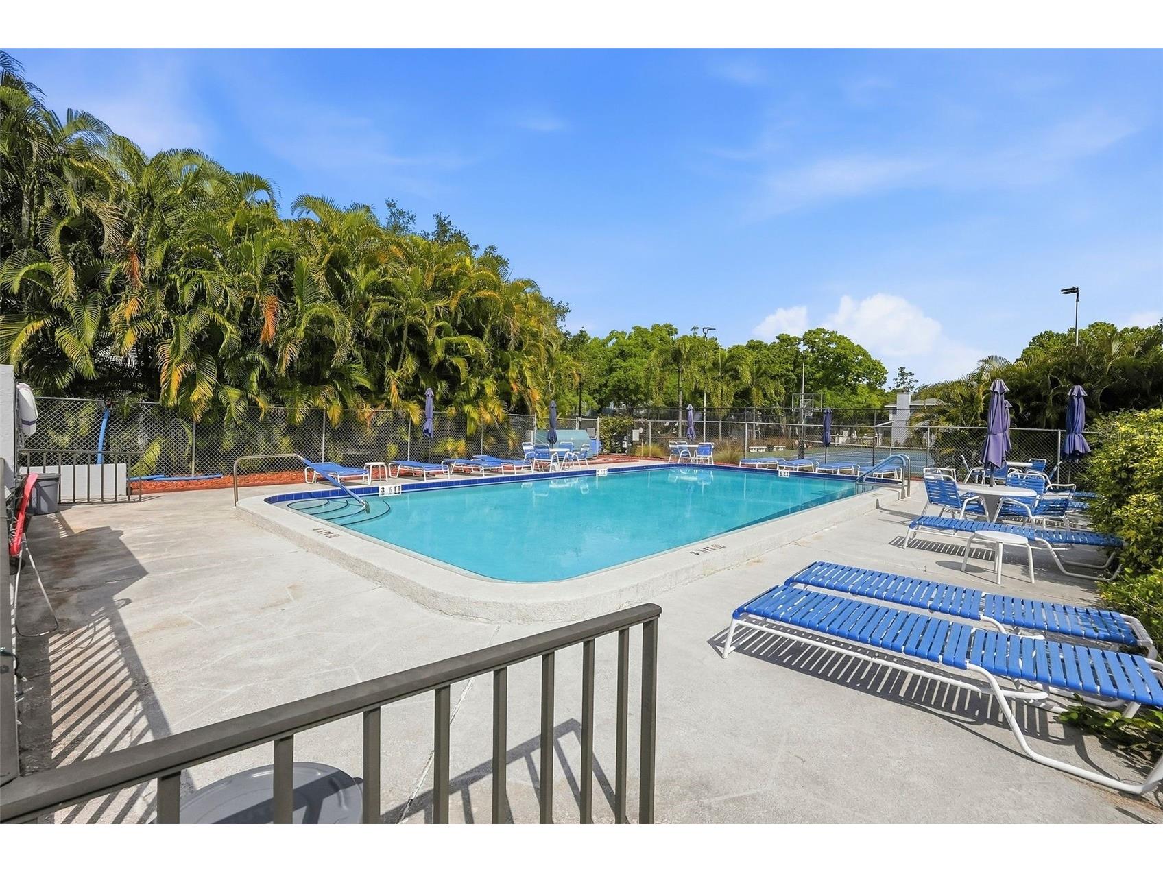 5745 Calais Boulevard N #2 Saint Petersburg FL 33714 A4687589 image42