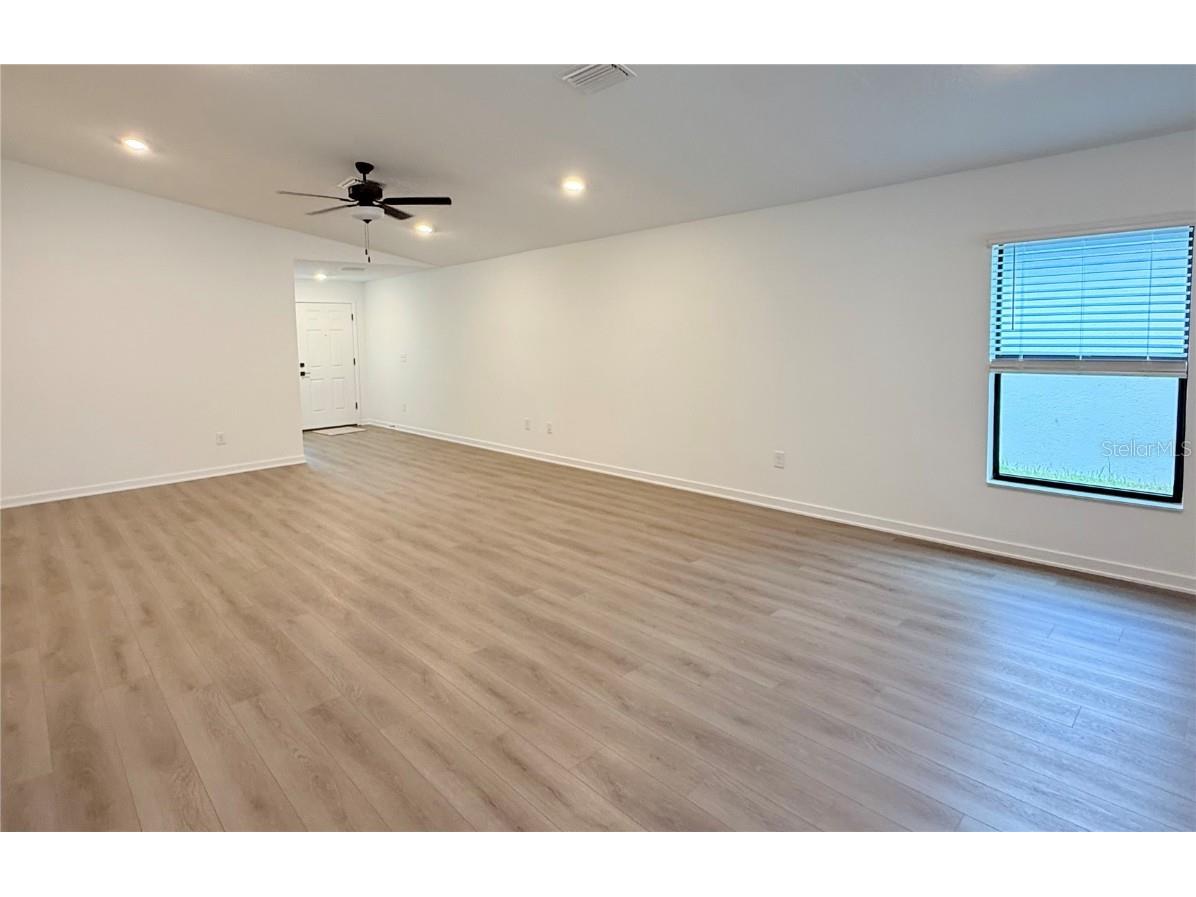 5745 Helmsman Court Tampa FL 33619 TB8416009 image11