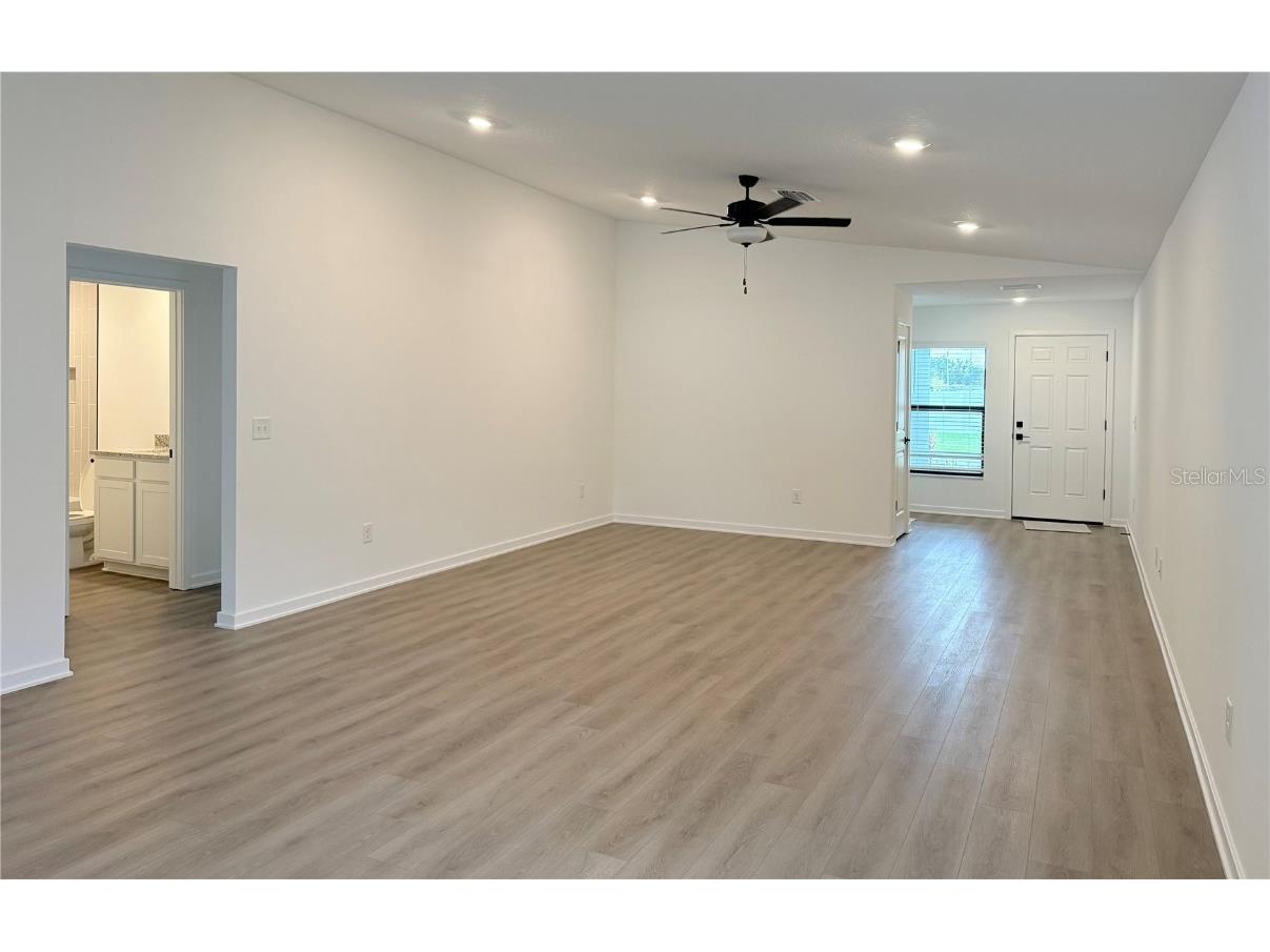 5745 Helmsman Court Tampa FL 33619 TB8416009 image12