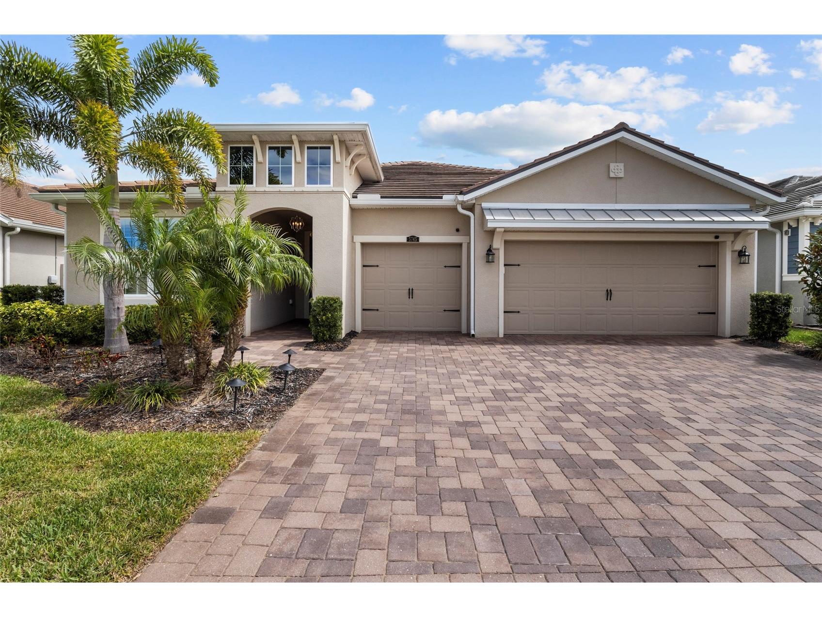 5745 Long Shore Loop Sarasota FL 34238 A4686023 image1