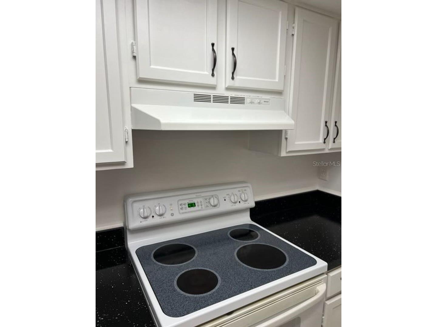 5745 SW 10th Place Gainesville FL 32607 GC538555 image5