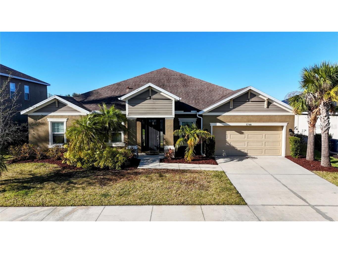 5746 Hydrangea Circle Sarasota FL 34238 A4642596 image1