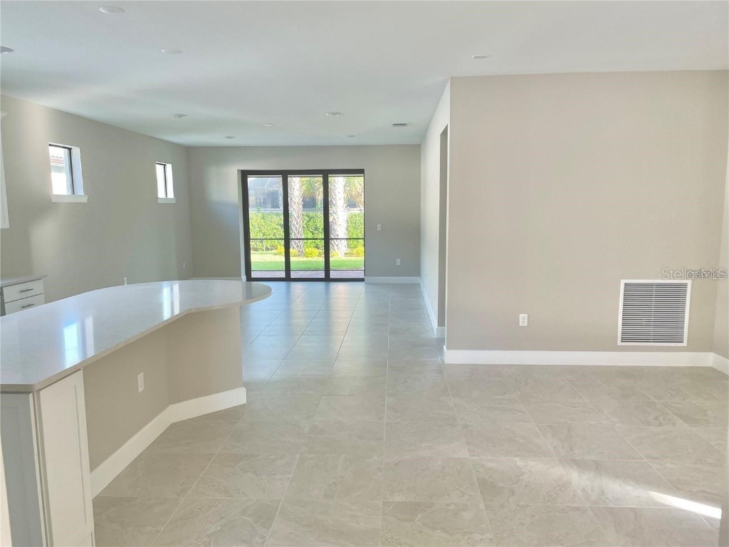 5748 Bay Pine Way Sarasota FL 34238 A4656123 image4