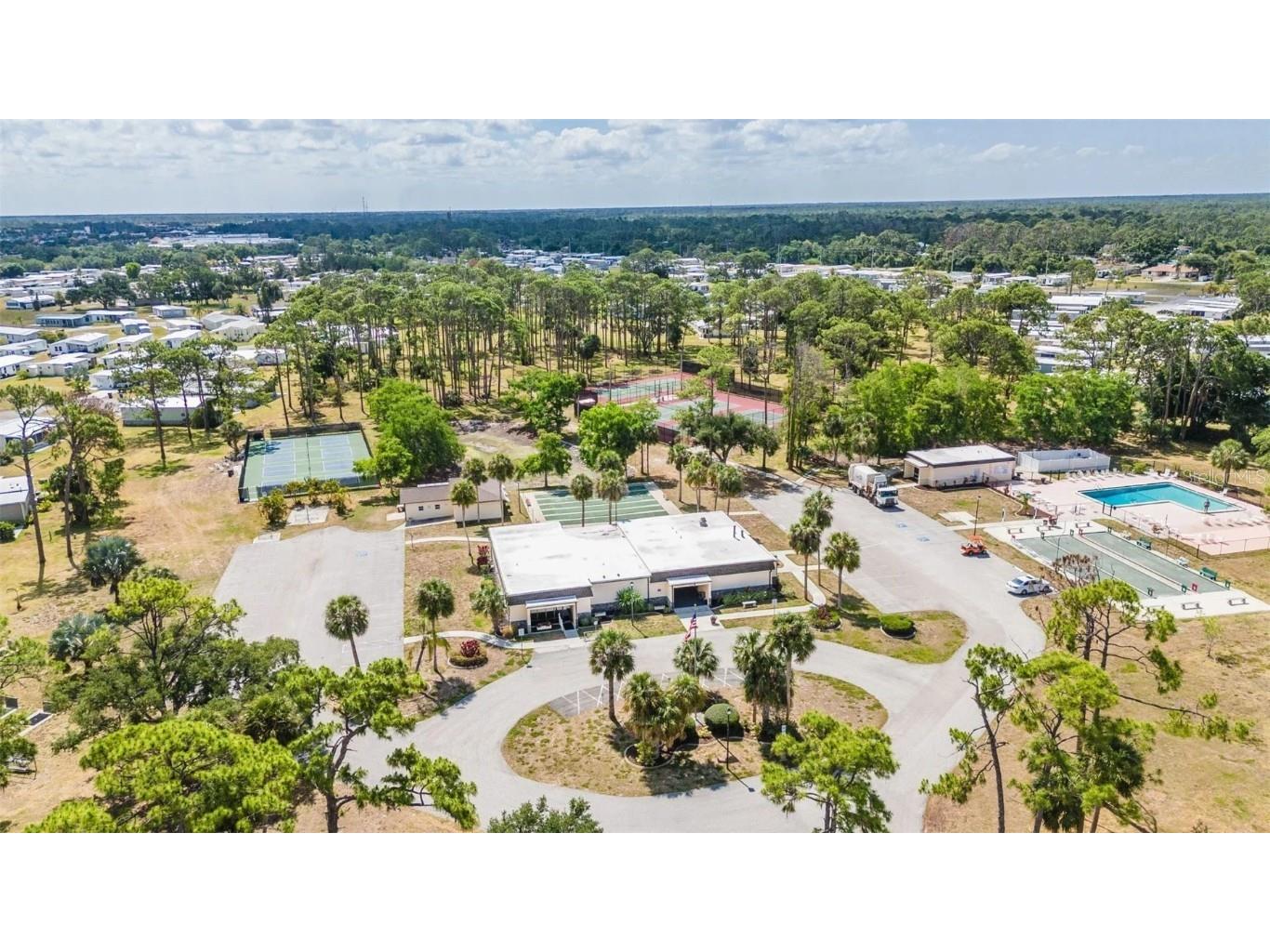 5748 Holiday Park Boulevard North Port FL 34287 C7512668 image53