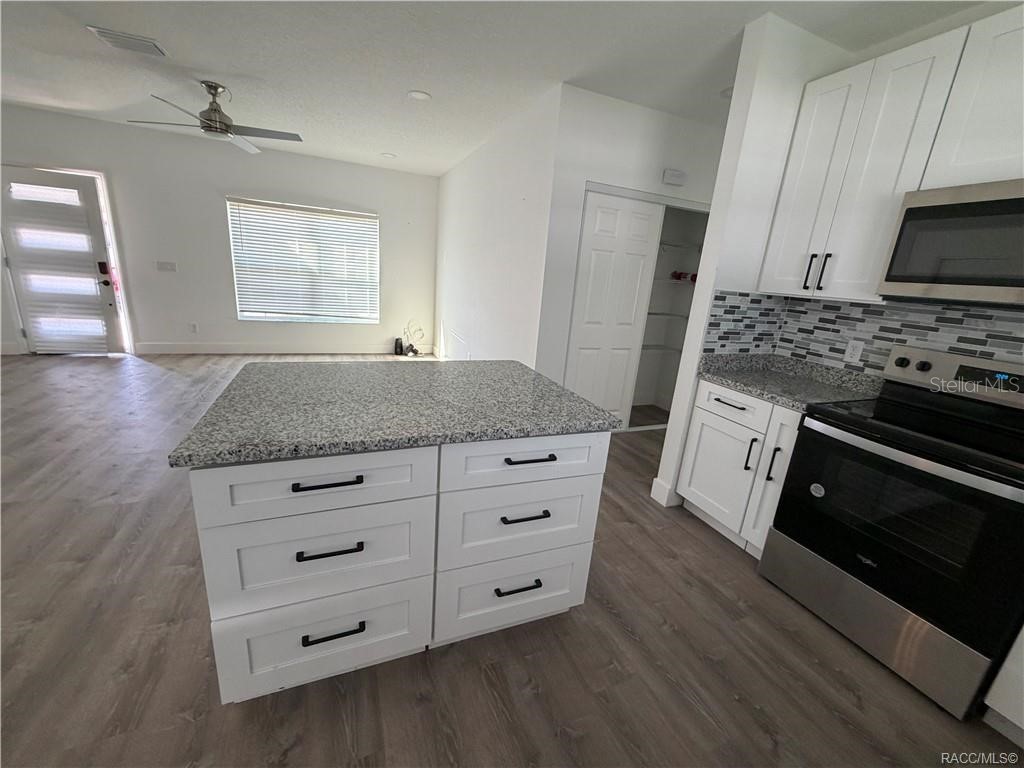 5749 N Claremont Dr Citrus Springs FL 34434 W7884181 image8