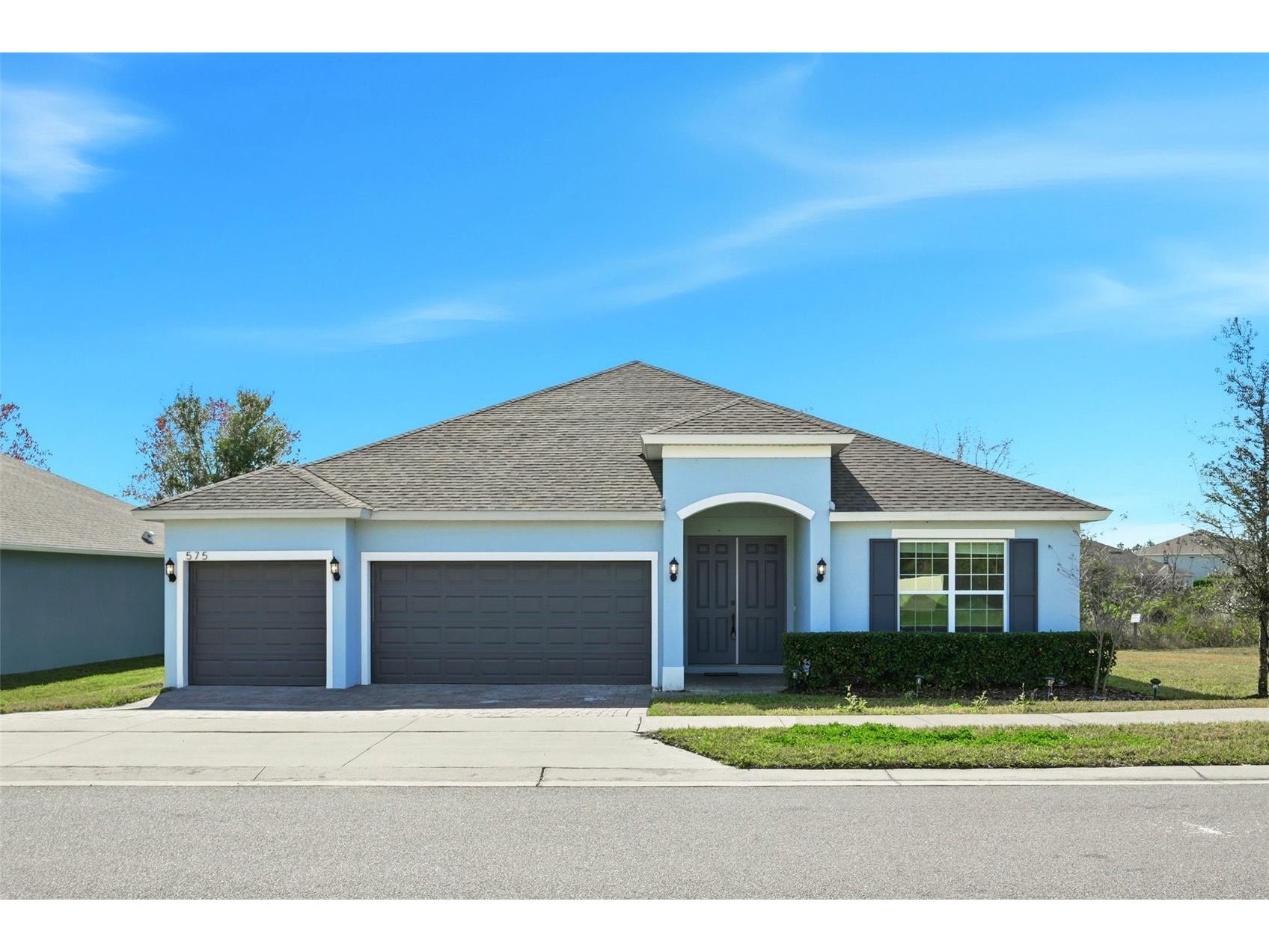 575 Avila Place Howey In The Hills FL 34737 O6376248 image1